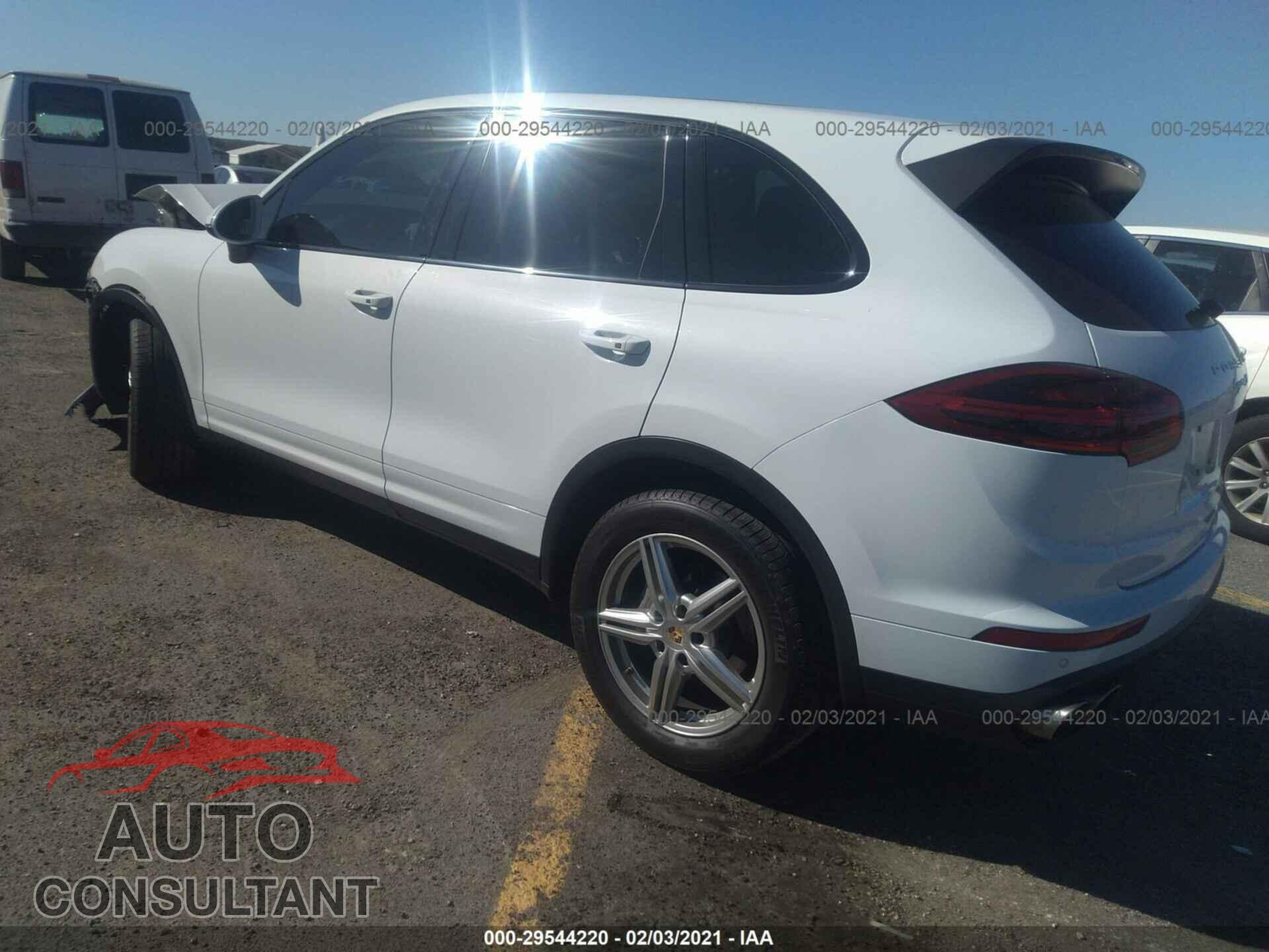 PORSCHE CAYENNE 2016 - WP1AB2A24GLA92375