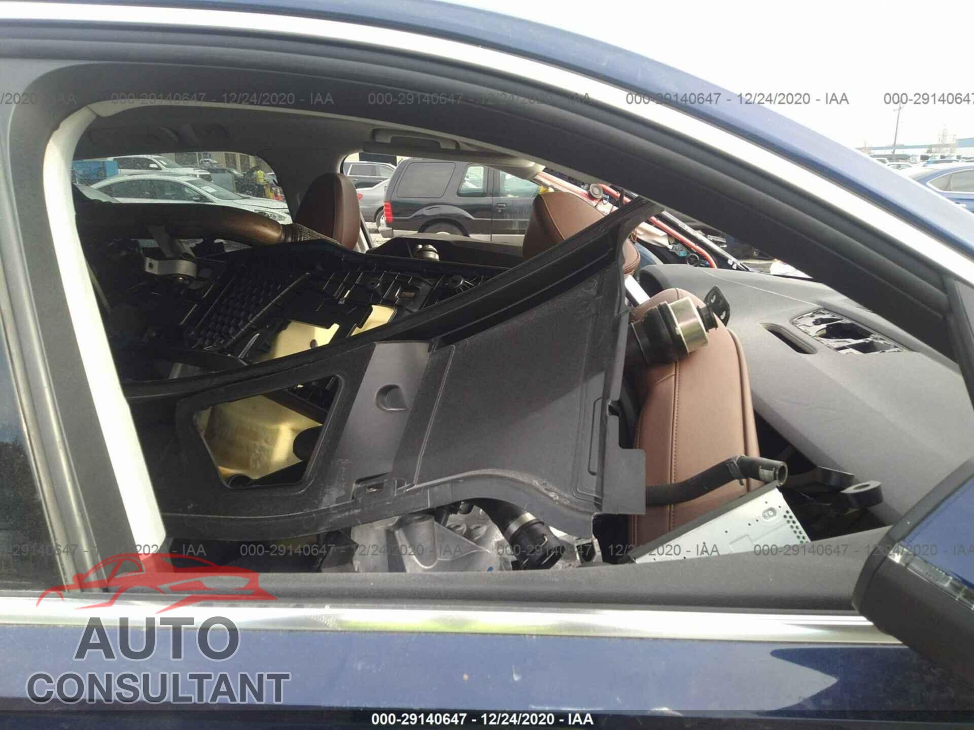 AUDI Q7 2019 - WA1LHAF79KD036680