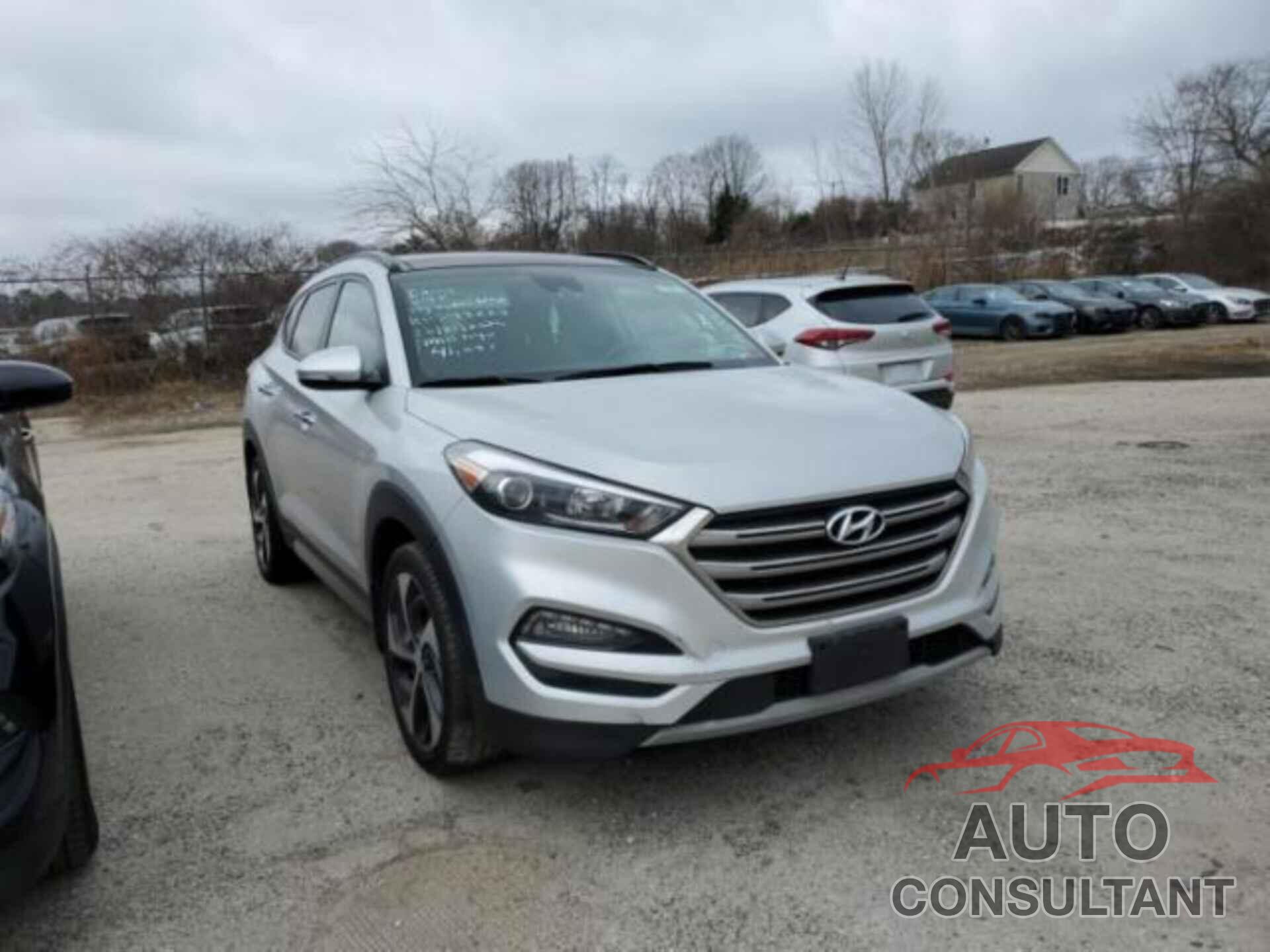 HYUNDAI TUCSON 2017 - KM8J3CA22HU343227