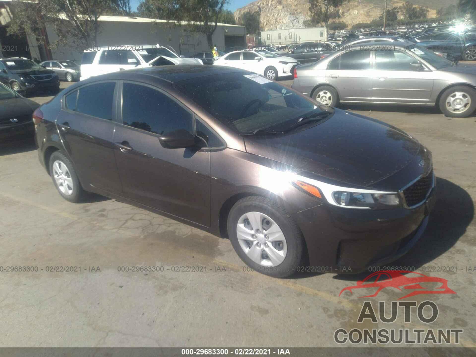 KIA FORTE 2018 - 3KPFK4A76JE206701