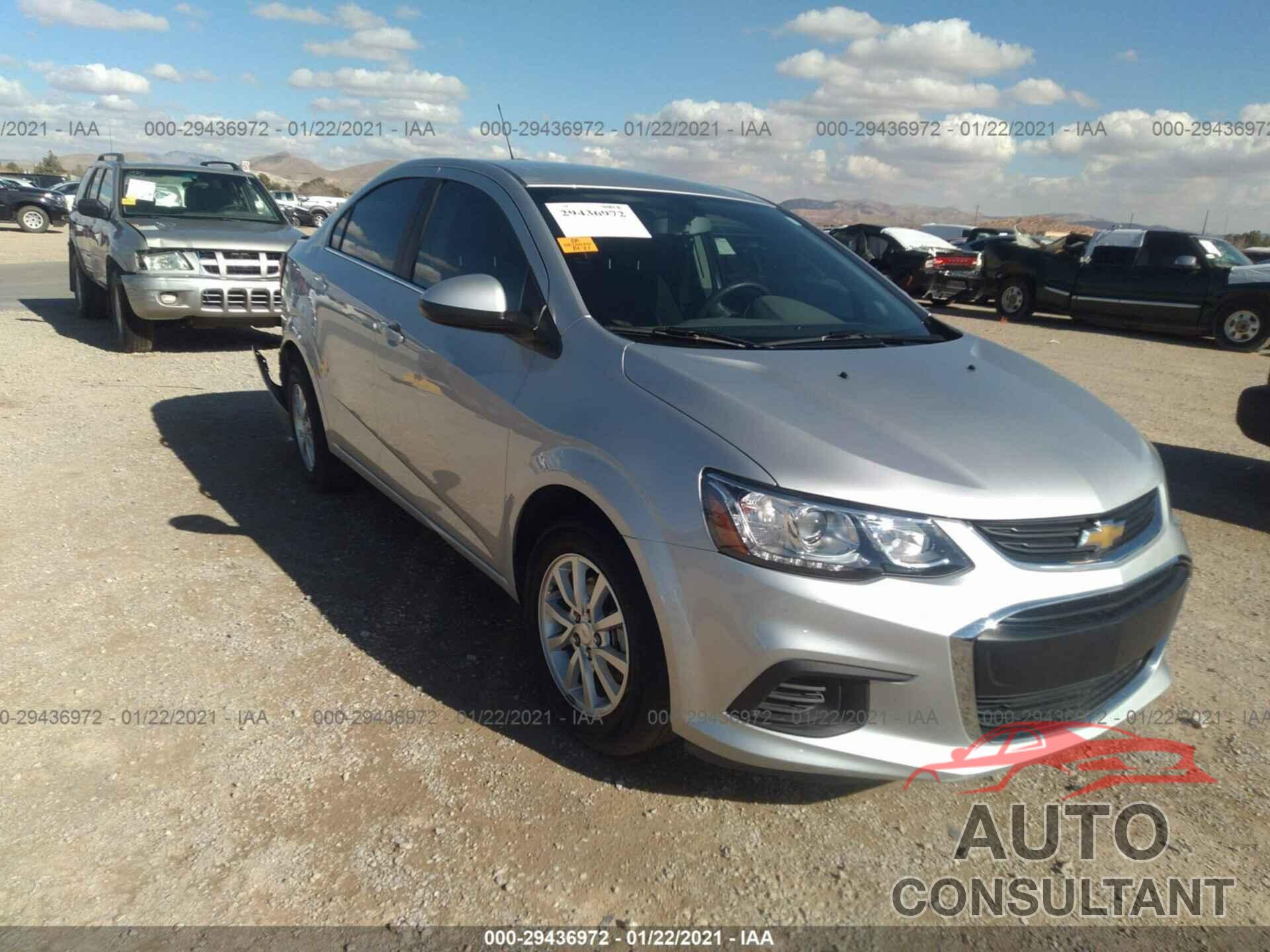CHEVROLET SONIC 2020 - 1G1JD5SB5L4103179