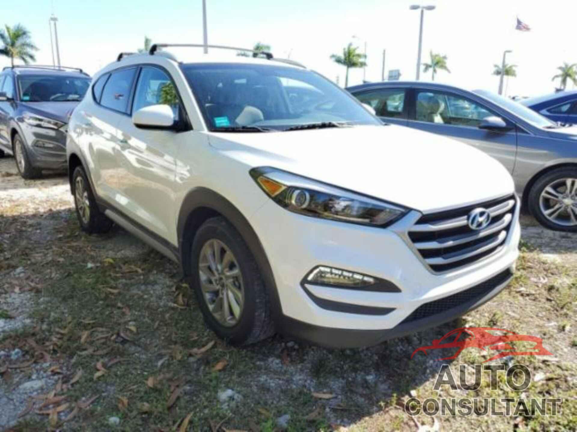 HYUNDAI TUCSON 2018 - KM8J33A4XJU692983