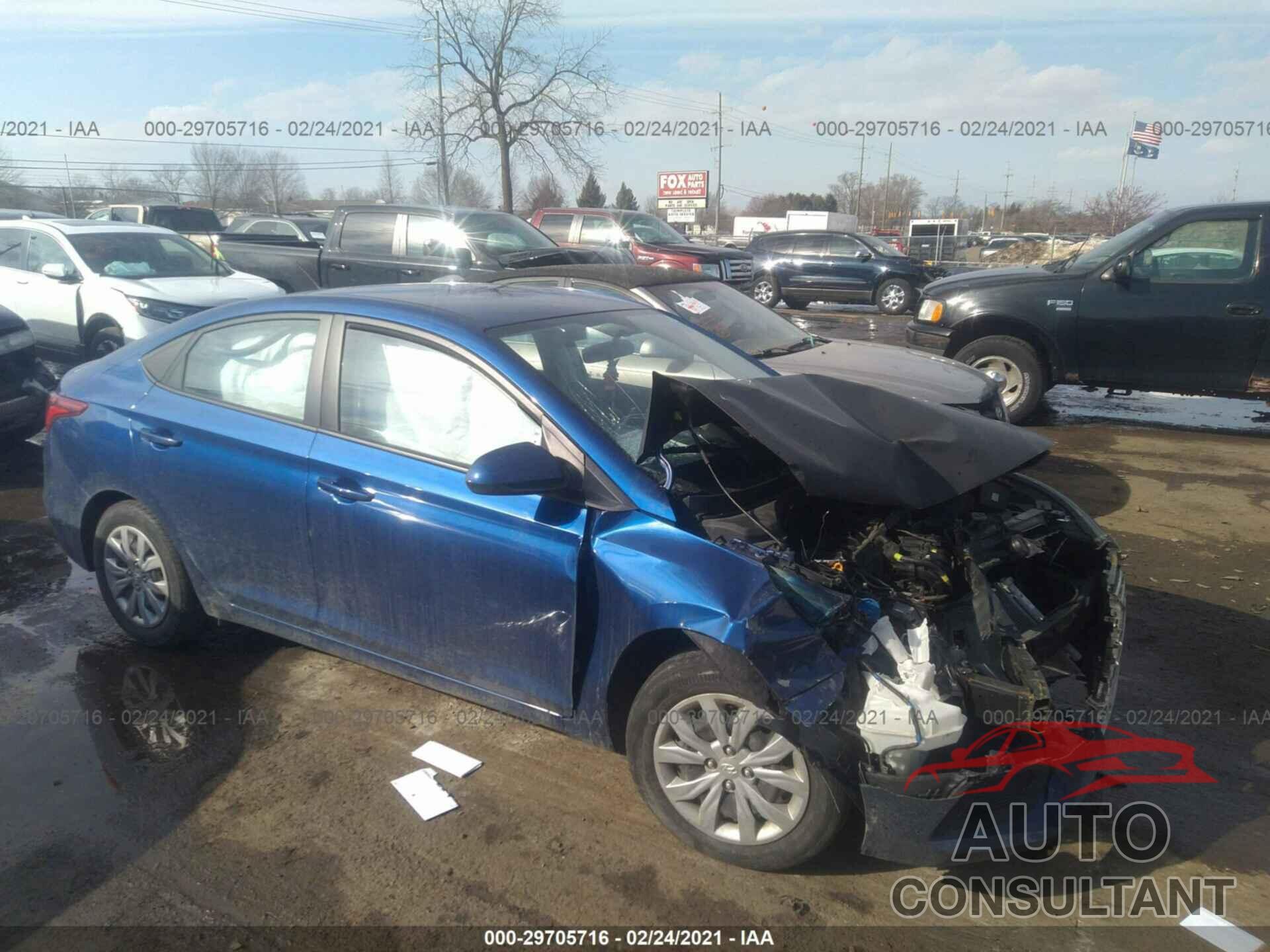 HYUNDAI ACCENT 2019 - 3KPC24A32KE049301