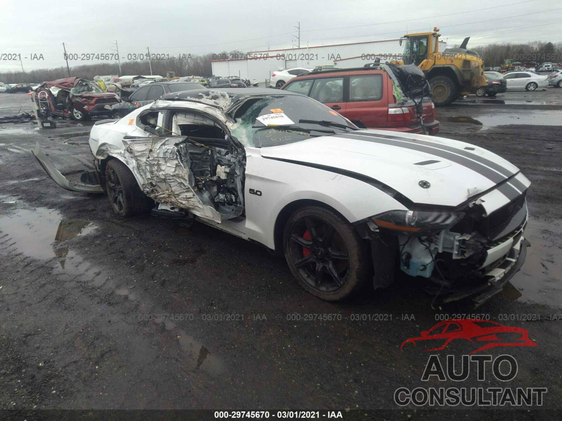 FORD MUSTANG 2018 - 1FA6P8CF5J5144495