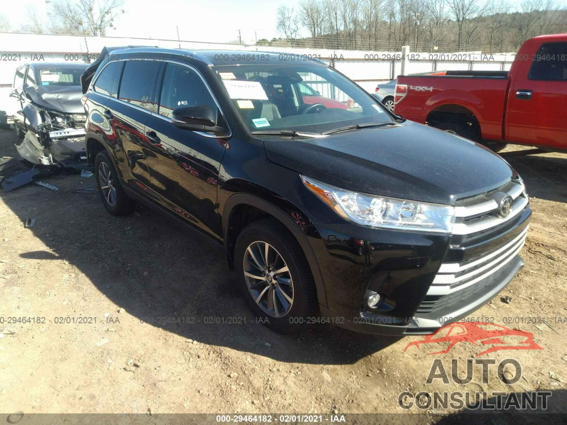 TOYOTA HIGHLANDER 2019 - 5TDKZRFH3KS567920