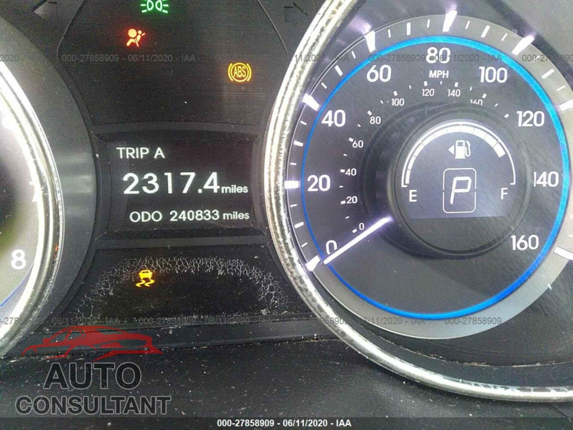 HYUNDAI SONATA 2011 - 5NPEC4AC3BH246897