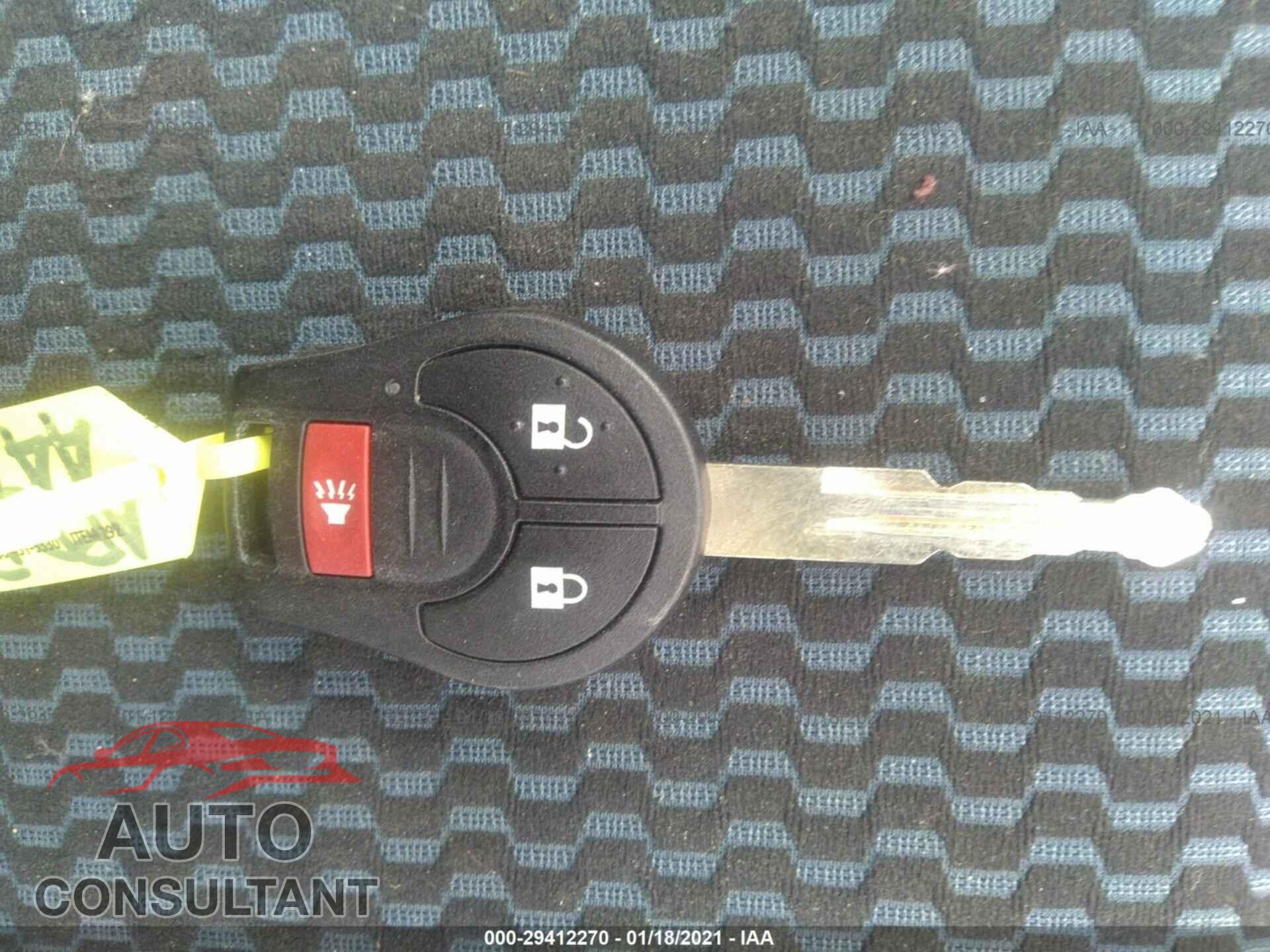 NISSAN VERSA NOTE 2017 - 3N1CE2CP8HL380564