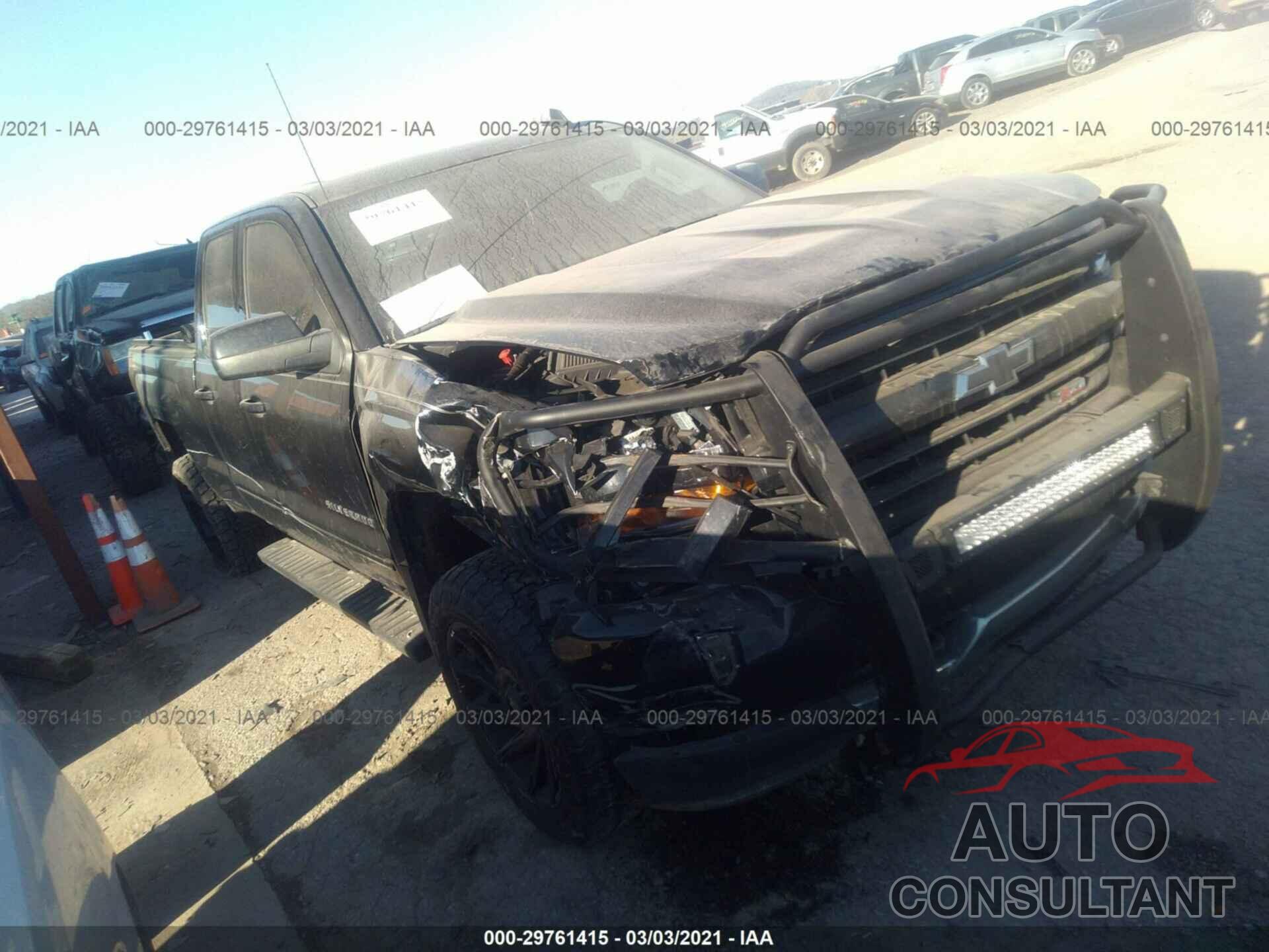 CHEVROLET SILVERADO 1500 2017 - 1GCVKREC5HZ278844