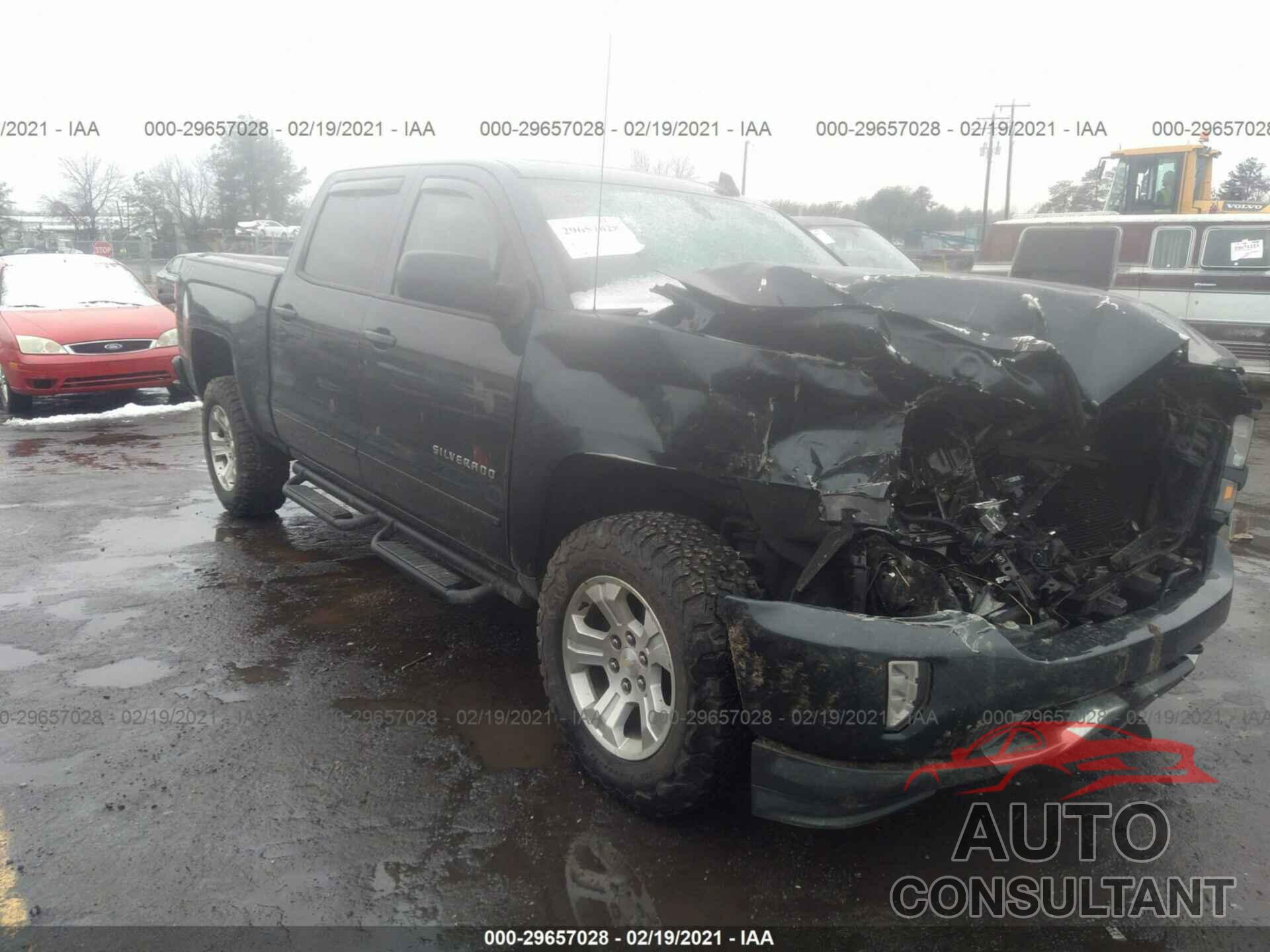 CHEVROLET SILVERADO 1500 2018 - 3GCUKREC9JG451296