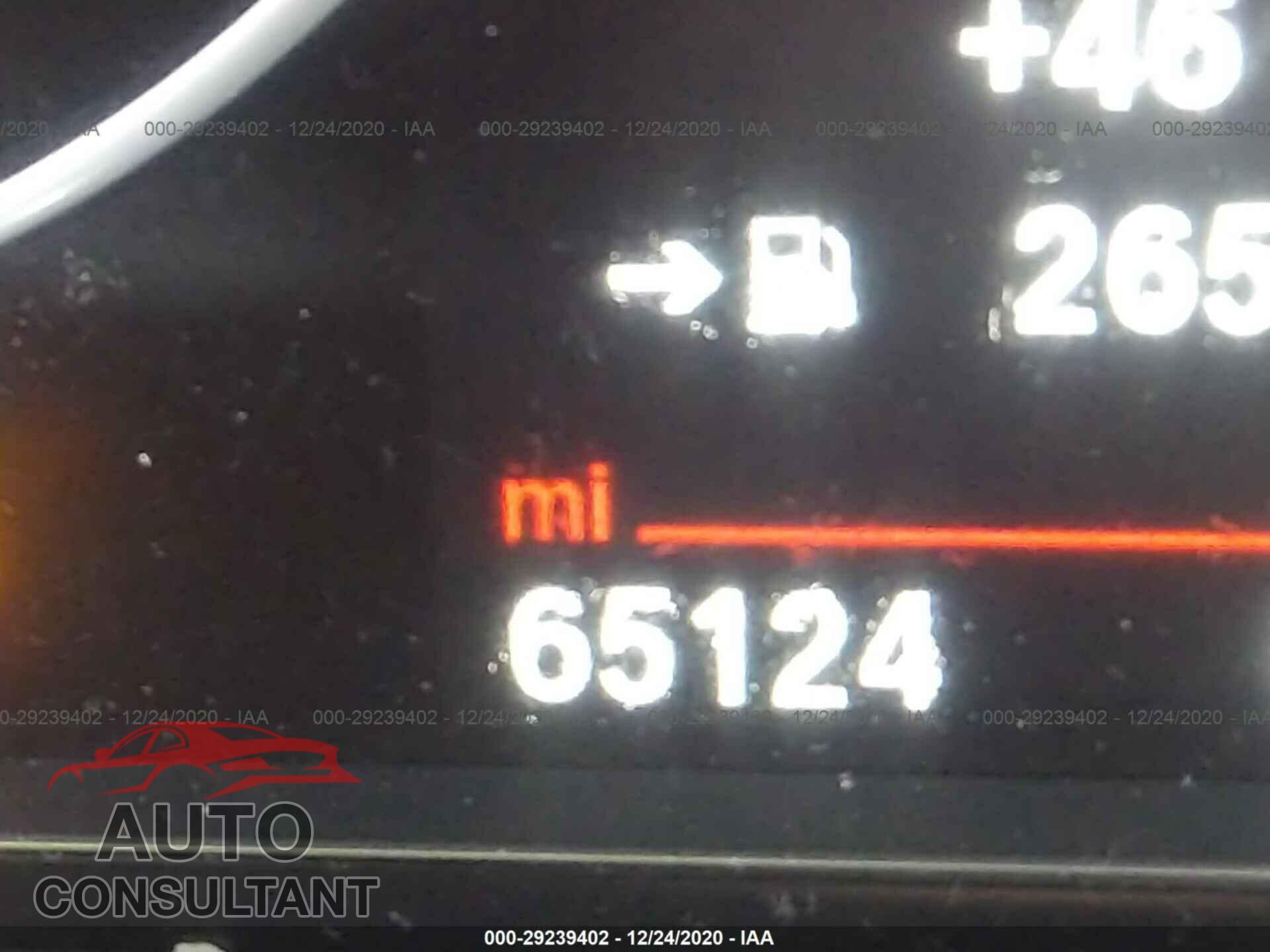 BMW 3 SERIES 2016 - WBA8E9G50GNU30020