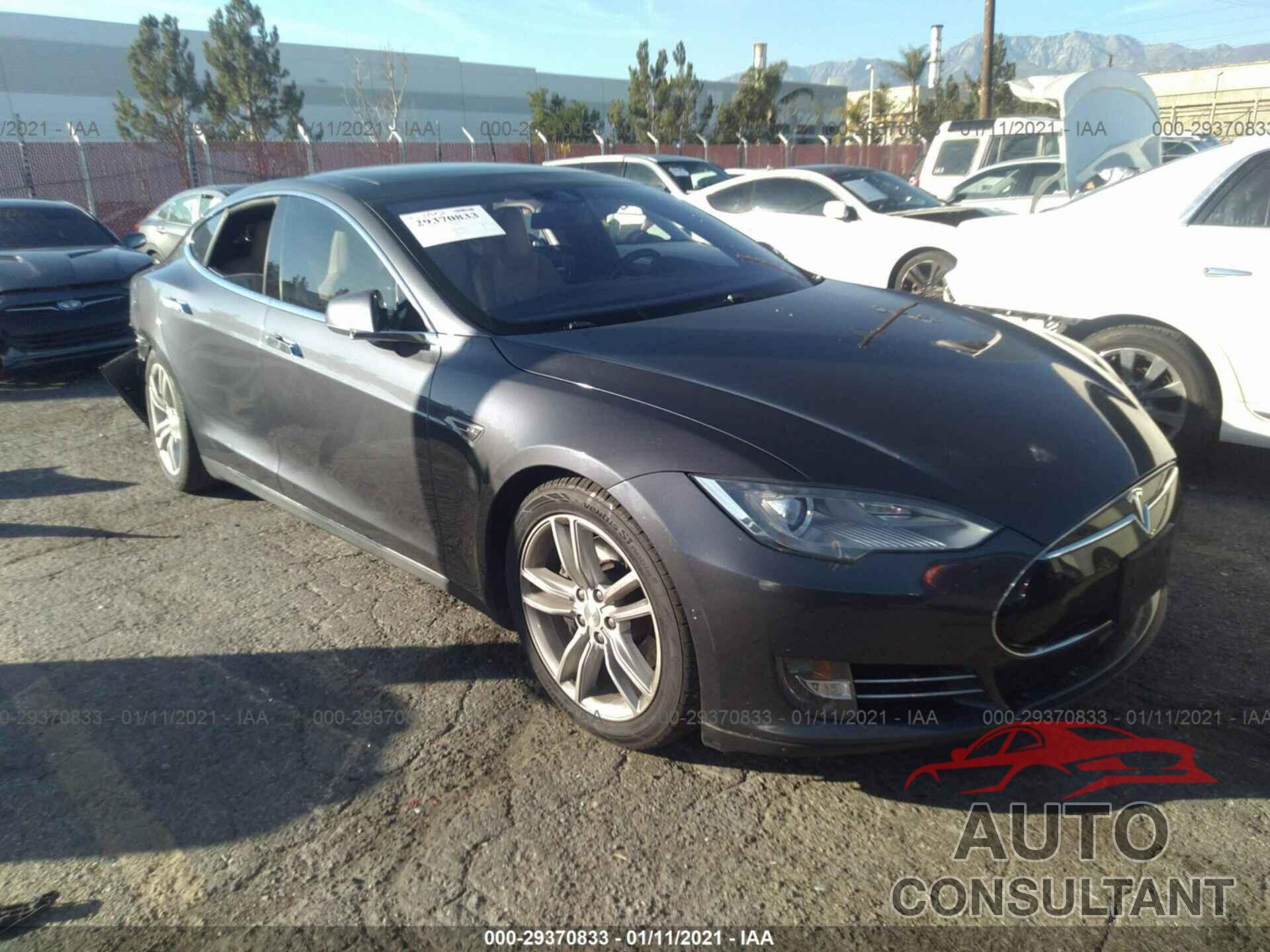 TESLA MODEL S 2016 - 5YJSA1E2XGF131728