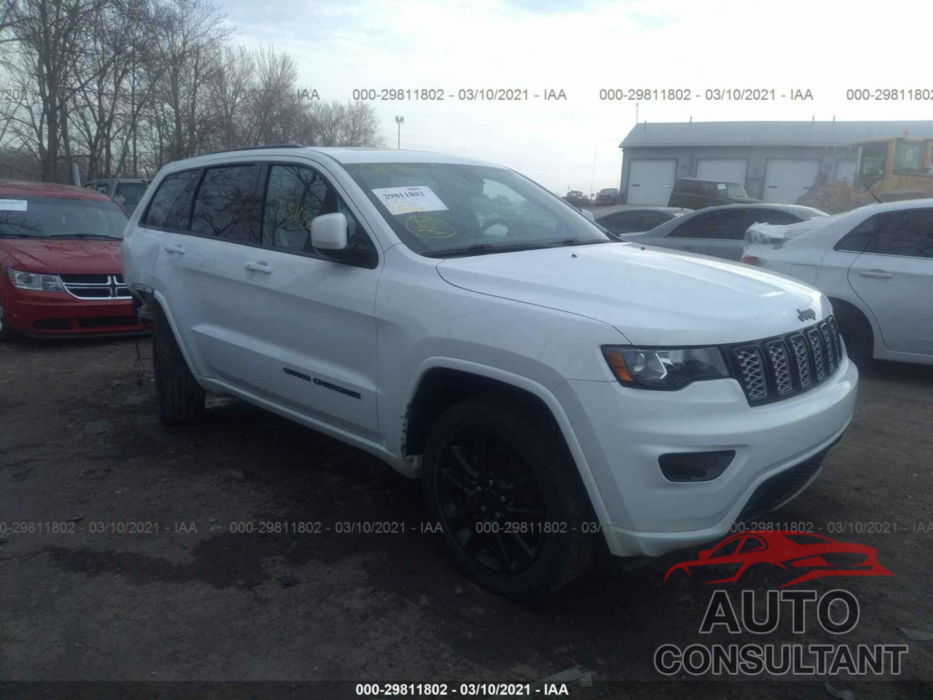 JEEP GRAND CHEROKEE 2018 - 1C4RJFAG0JC217289