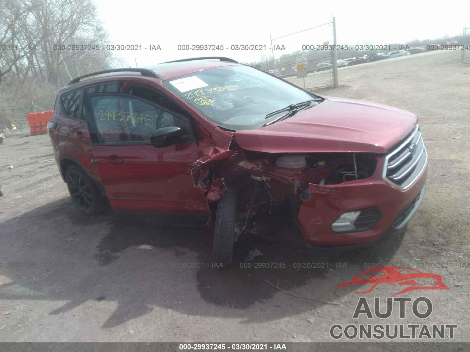 FORD ESCAPE 2017 - 1FMCU0G94HUD92132