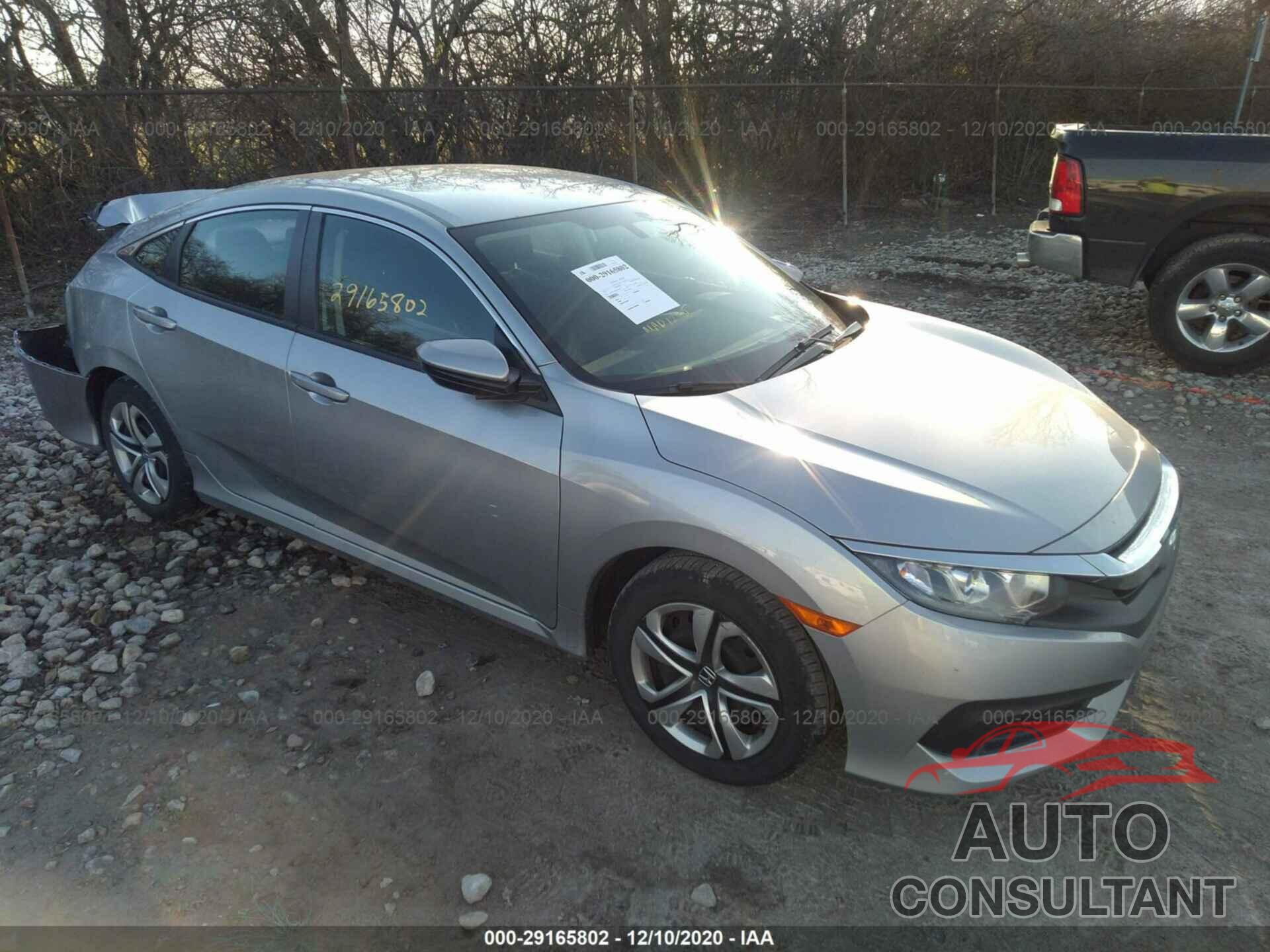 HONDA CIVIC SEDAN 2017 - 19XFC2F58HE003747