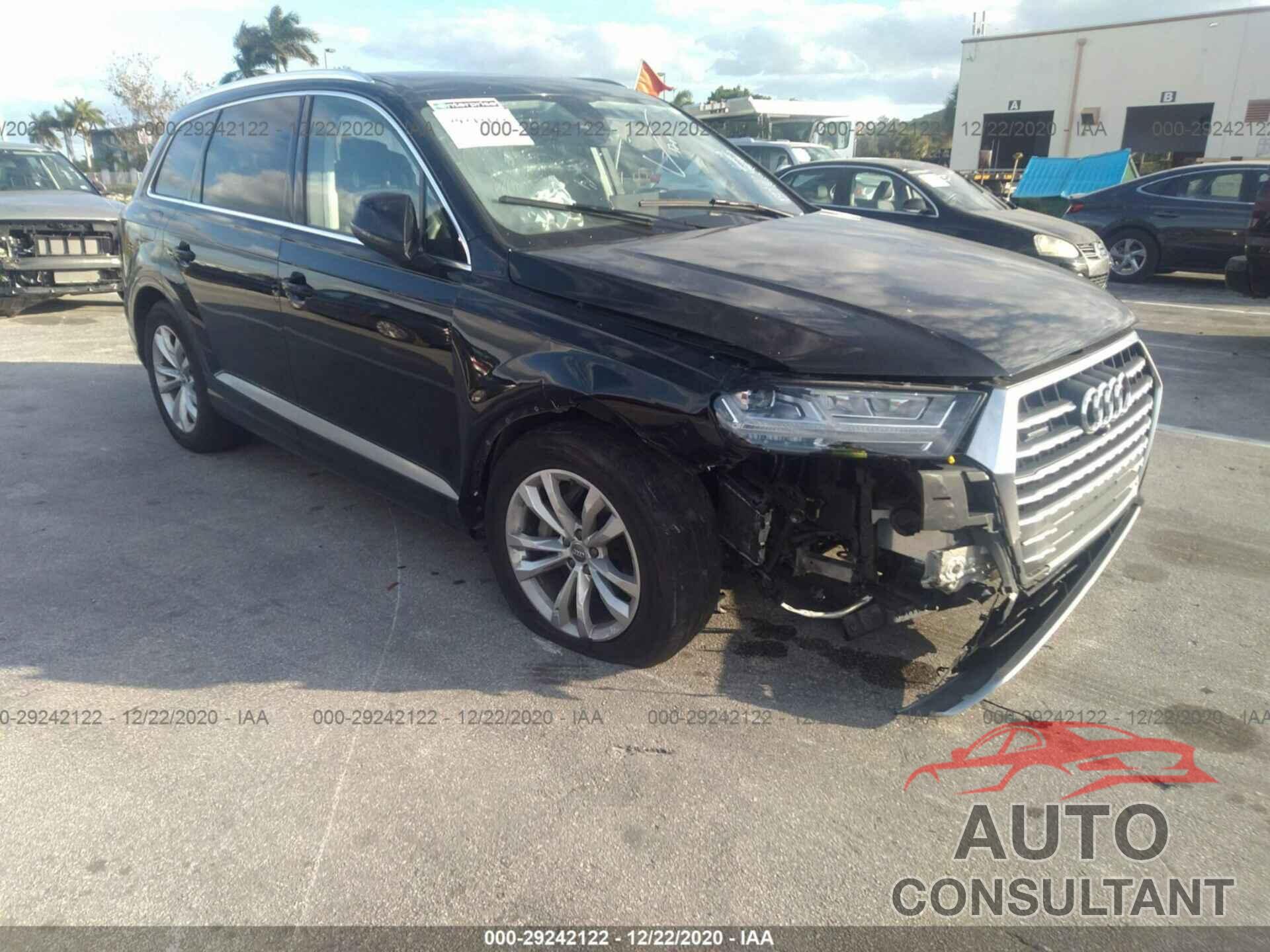 AUDI Q7 2019 - WA1LAAF78KD043186