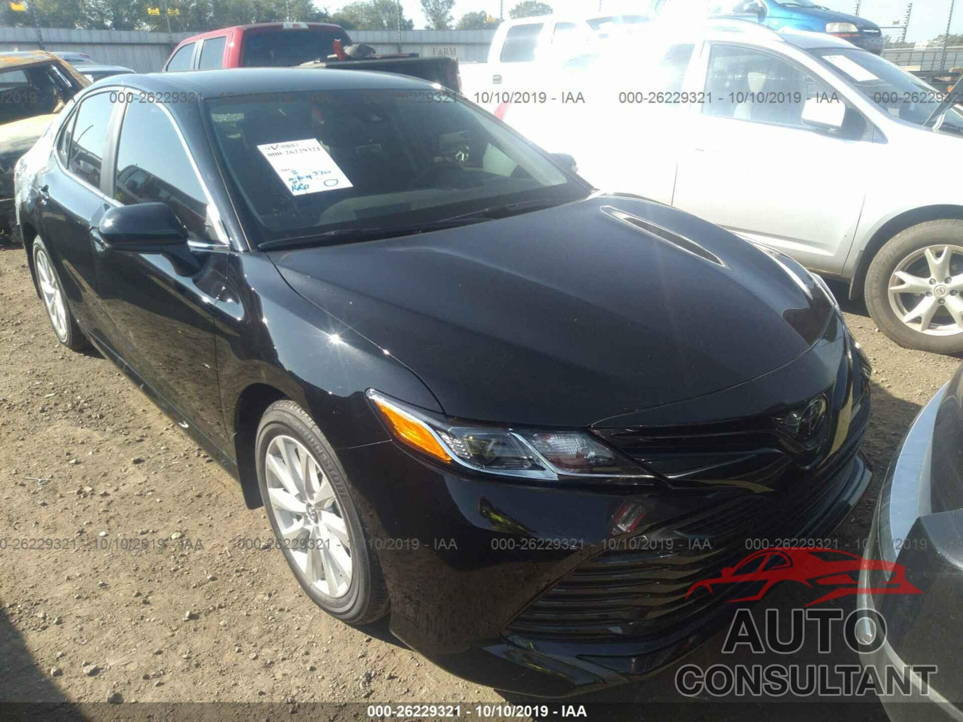TOYOTA CAMRY 2019 - 4T1B11HK0KU288983