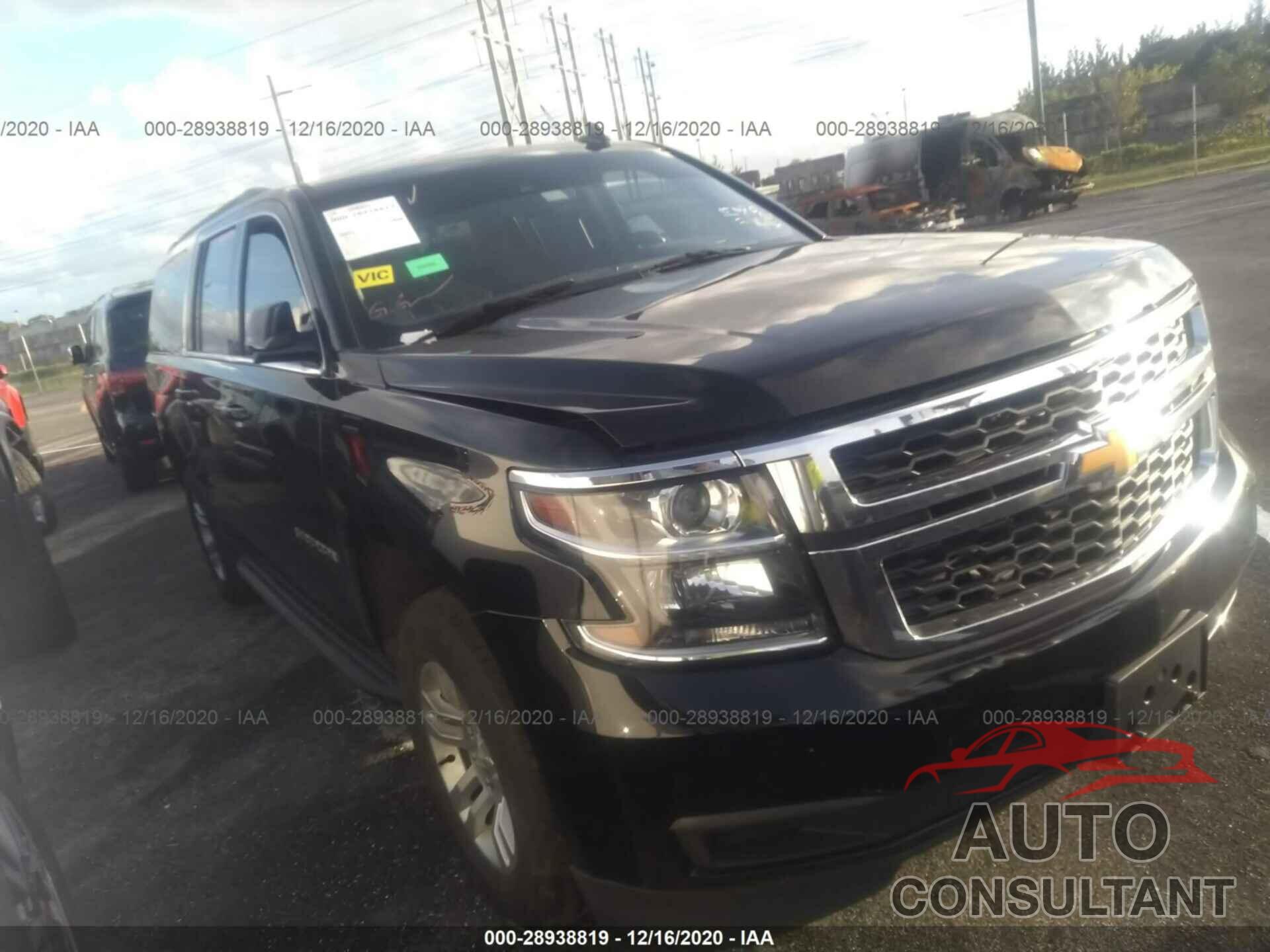 CHEVROLET SUBURBAN 2018 - 1GNSCHKC1JR349808