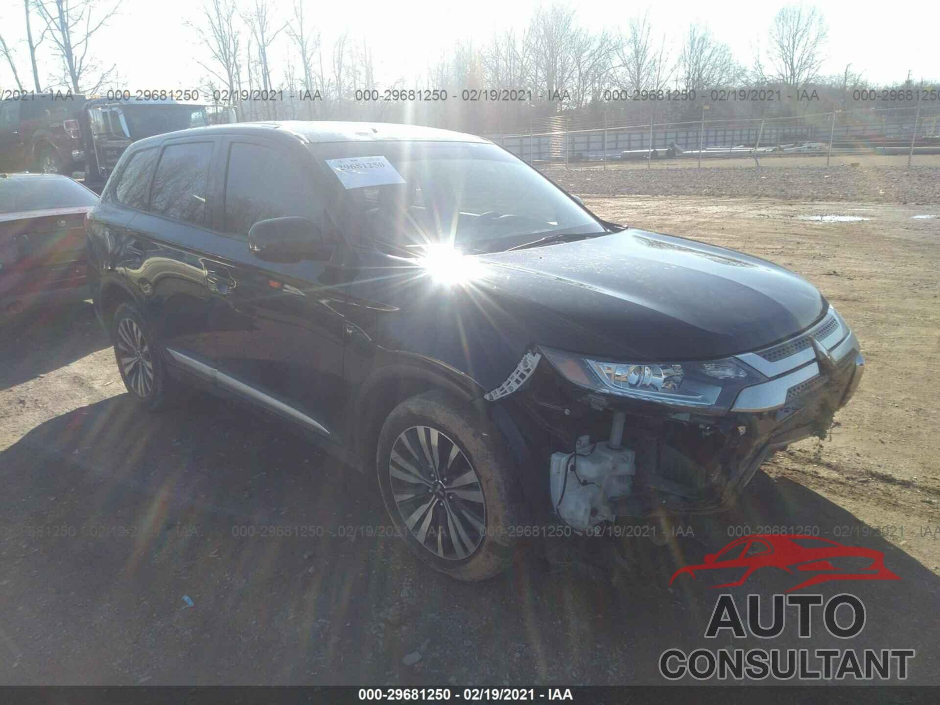 MITSUBISHI OUTLANDER 2020 - JA4AD2A38LZ018284