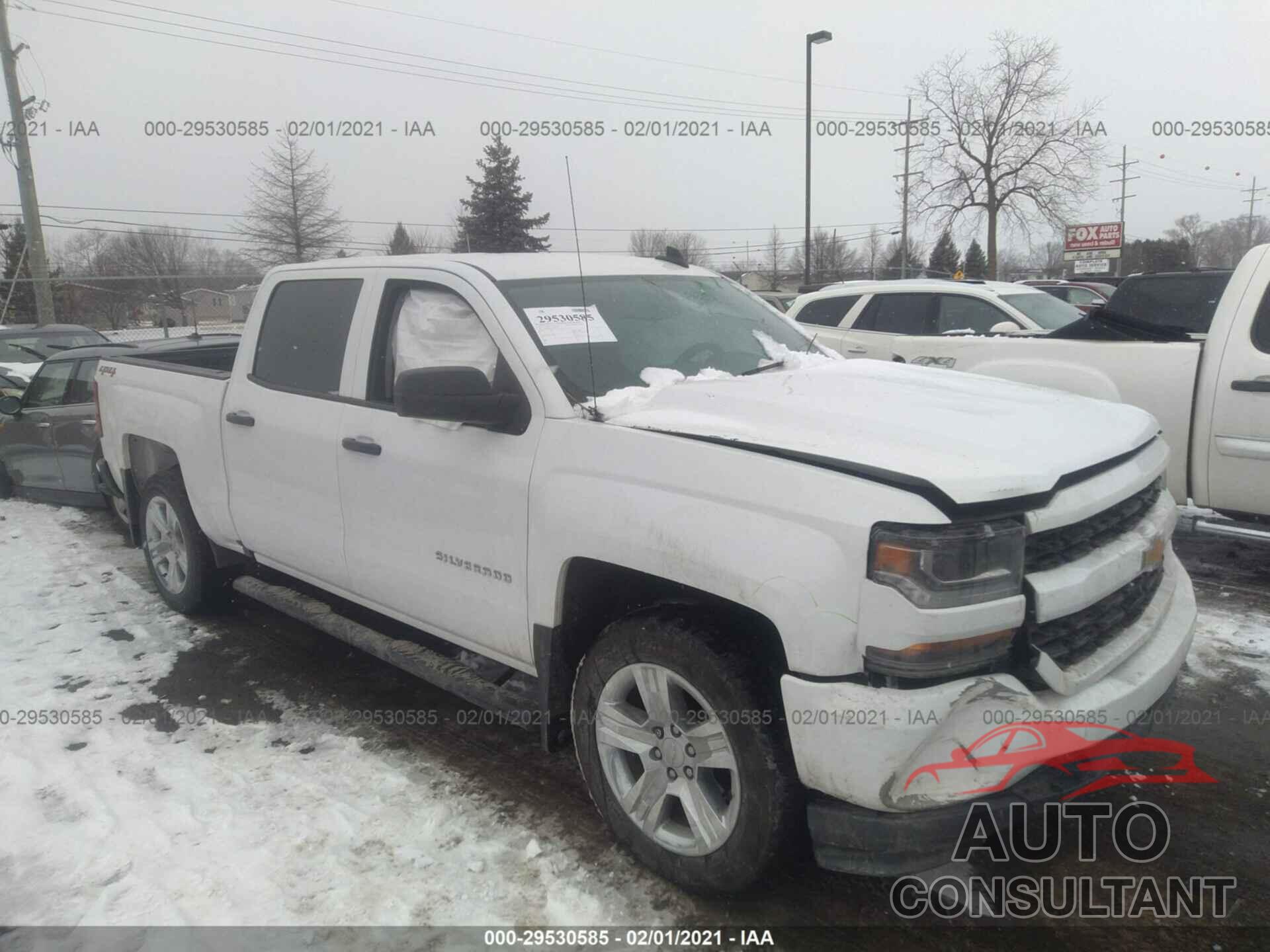 CHEVROLET SILVERADO 1500 2018 - 3GCUKPEC7JG350522