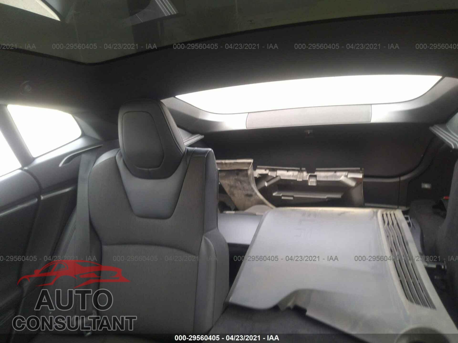 TESLA MODEL S 2017 - 5YJSA1E17HF217507