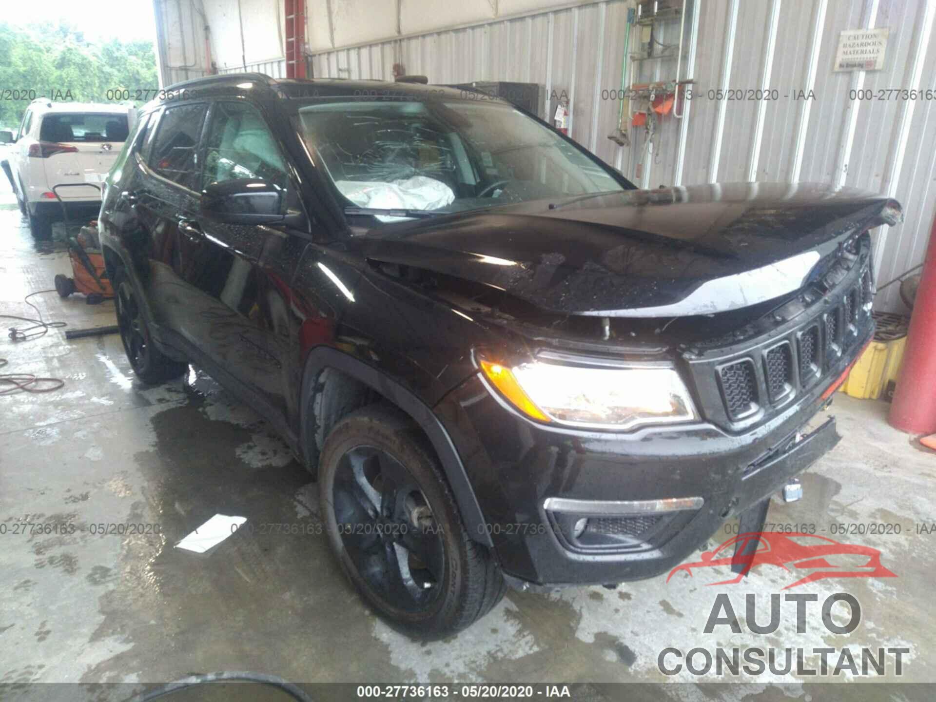 Jeep Compass 2018 - 3C4NJCBB0JT327344