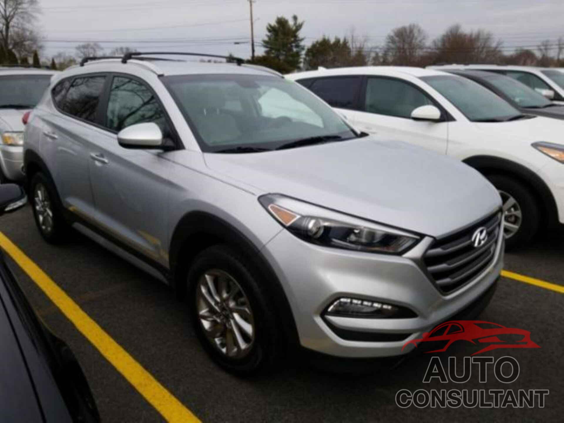 HYUNDAI TUCSON 2018 - KM8J33A45JU617012