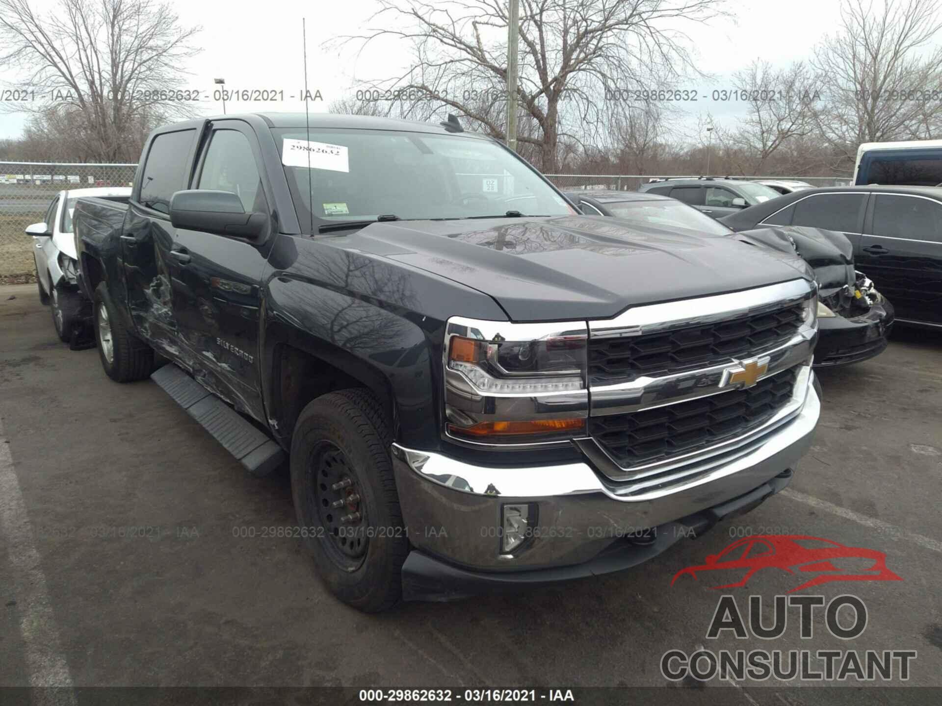 CHEVROLET SILVERADO 1500 2018 - 3GCUKREH0JG200663