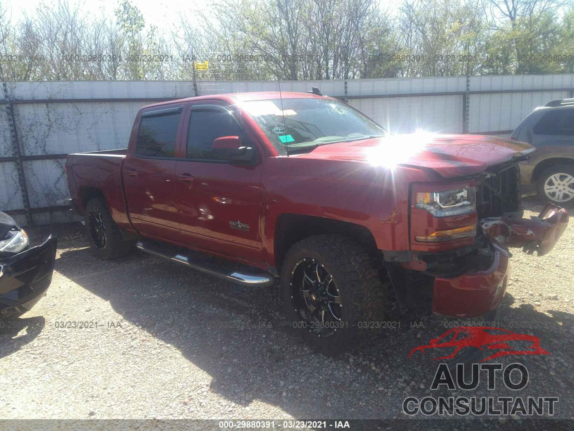 CHEVROLET SILVERADO 1500 2018 - 3GCUKREC5JG261172