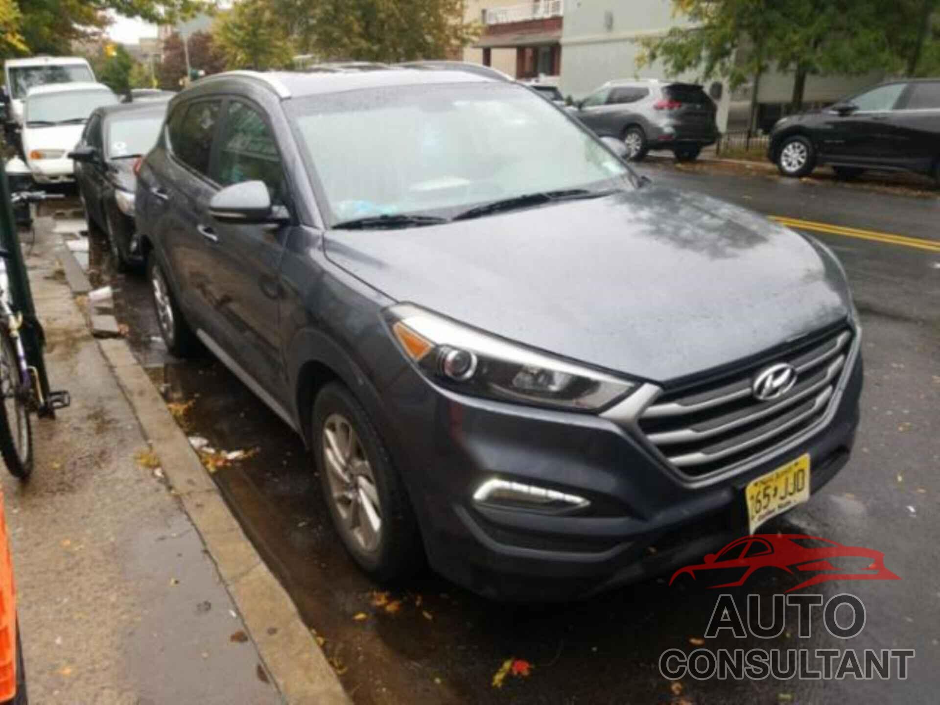 HYUNDAI TUCSON 2017 - KM8J3CA47HU588980