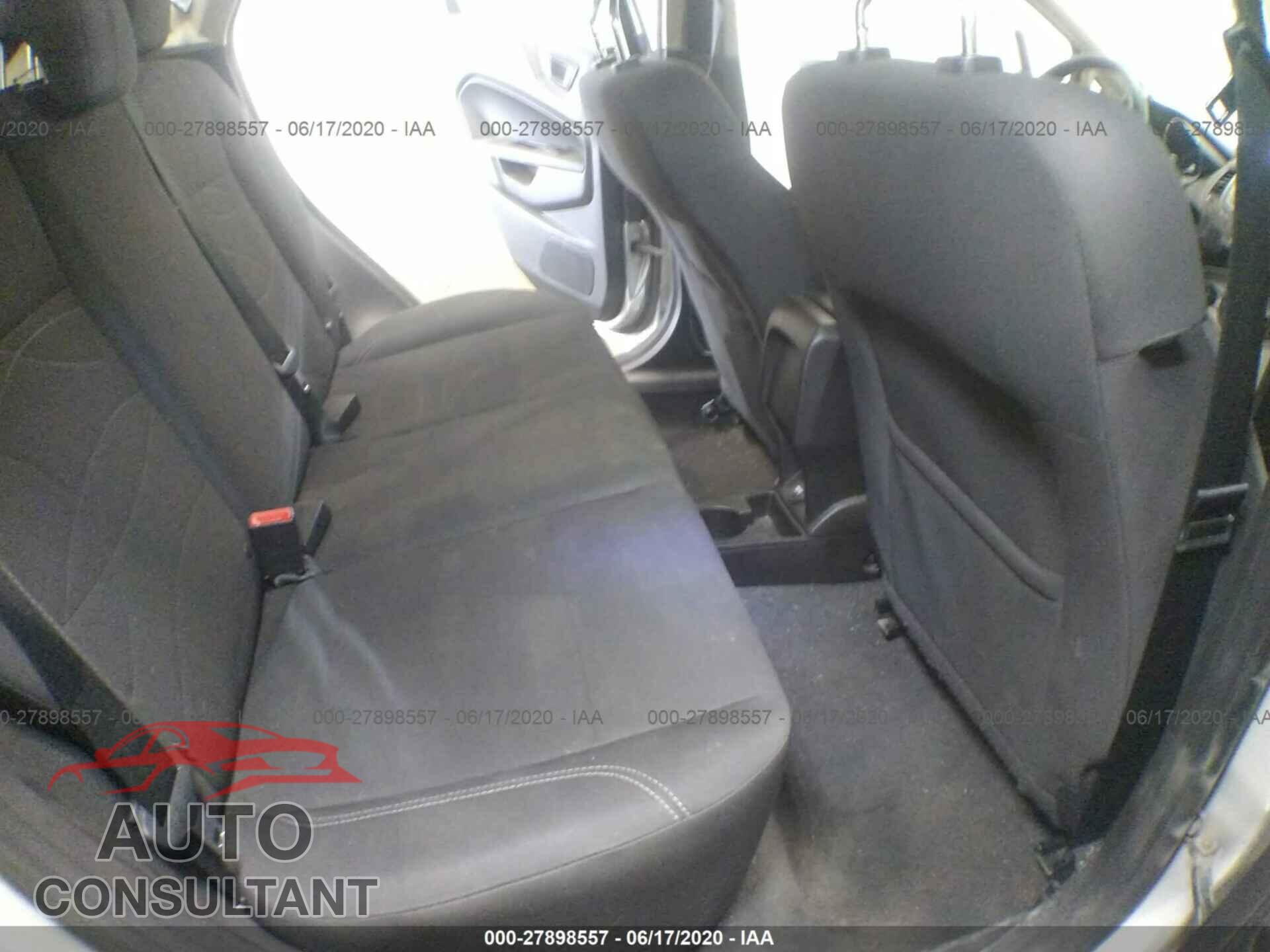 Ford Fiesta 2017 - 3FADP4EJ9HM129620