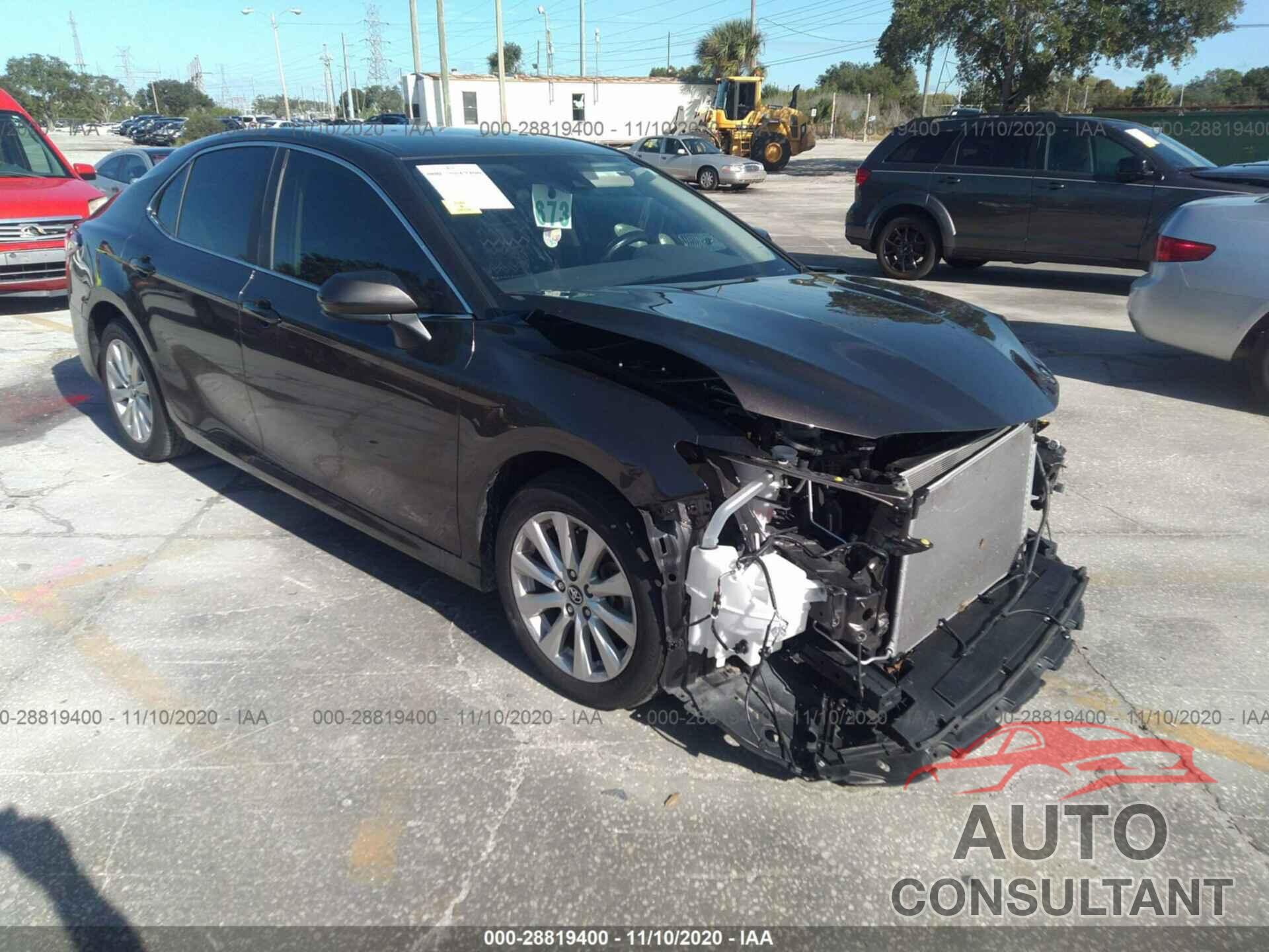TOYOTA CAMRY 2019 - 4T1B11HK2KU251952