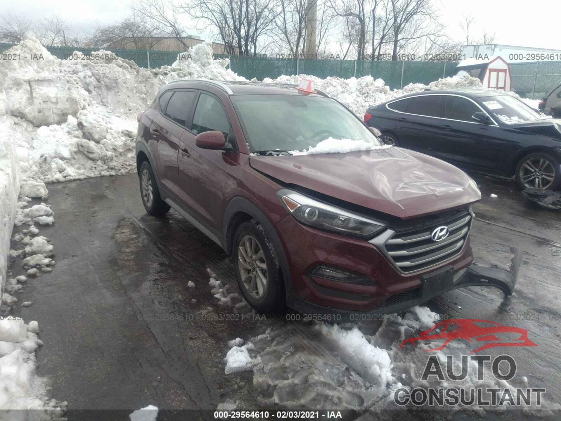 HYUNDAI TUCSON 2018 - KM8J3CA47JU601314