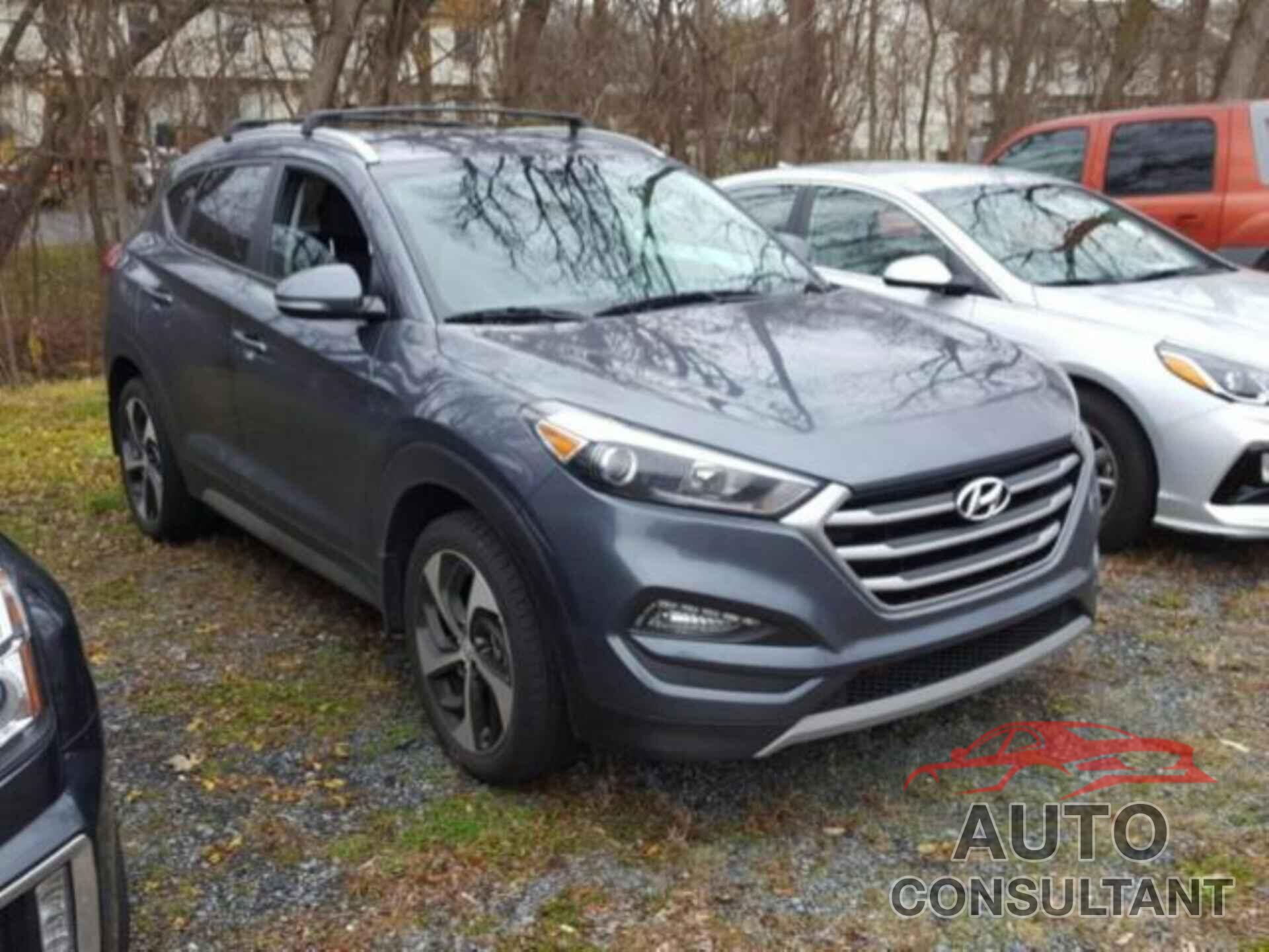 HYUNDAI TUCSON 2017 - KM8J3CA24HU355492