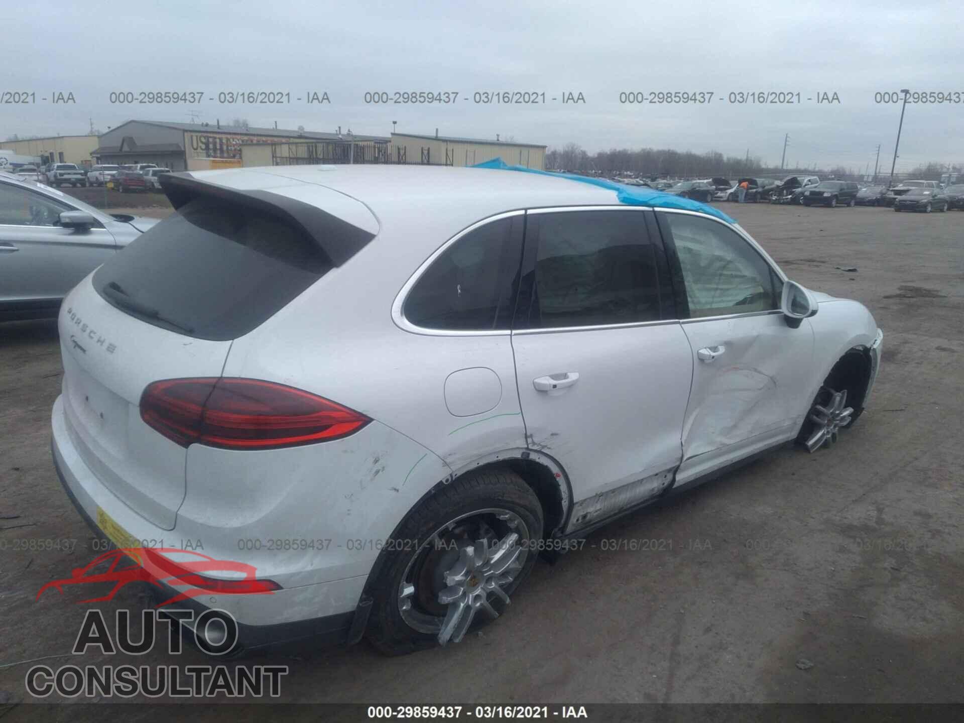 PORSCHE CAYENNE 2016 - WP1AA2A28GLA11400