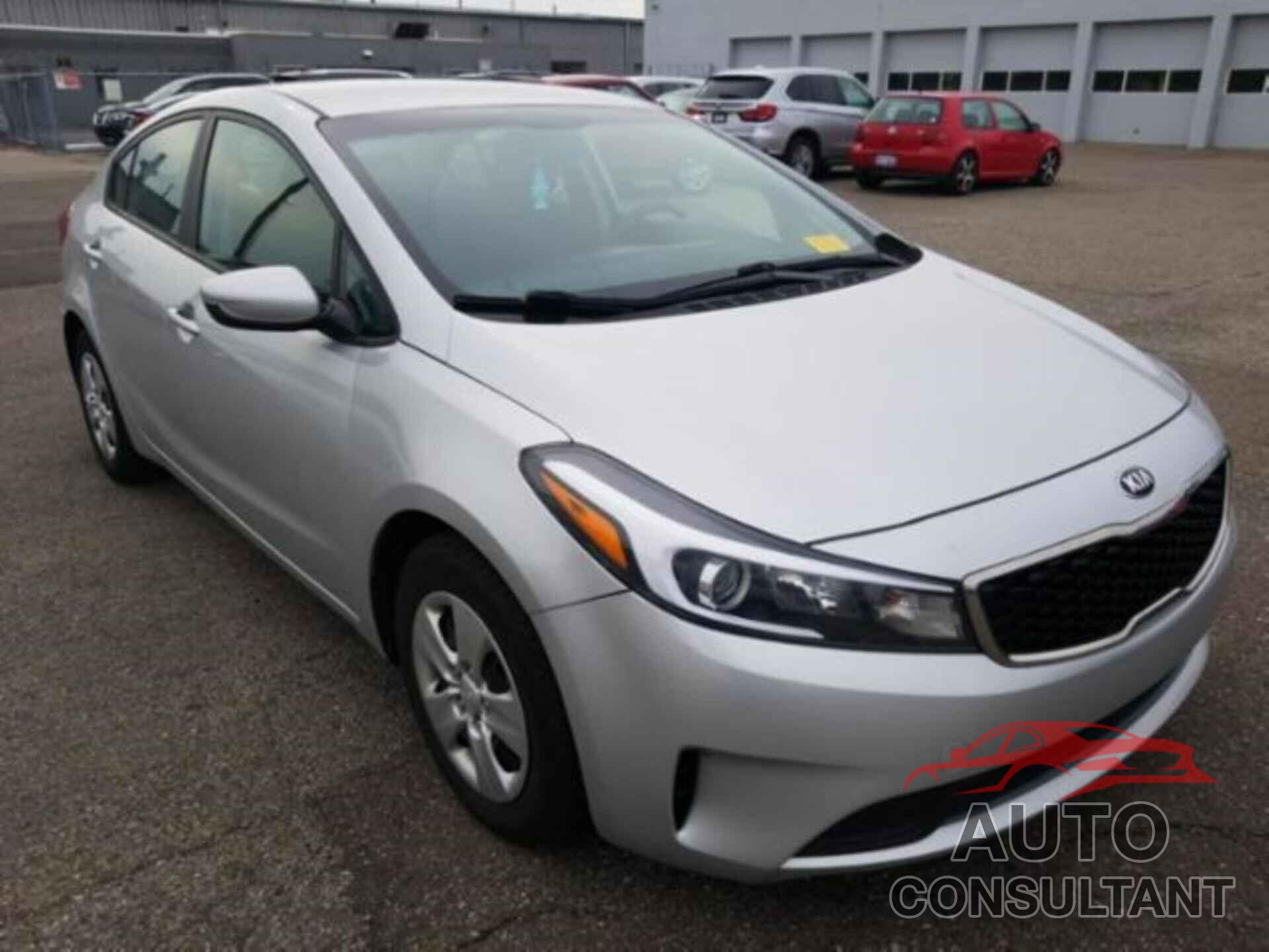 KIA FORTE 2018 - 3KPFK4A75JE171598