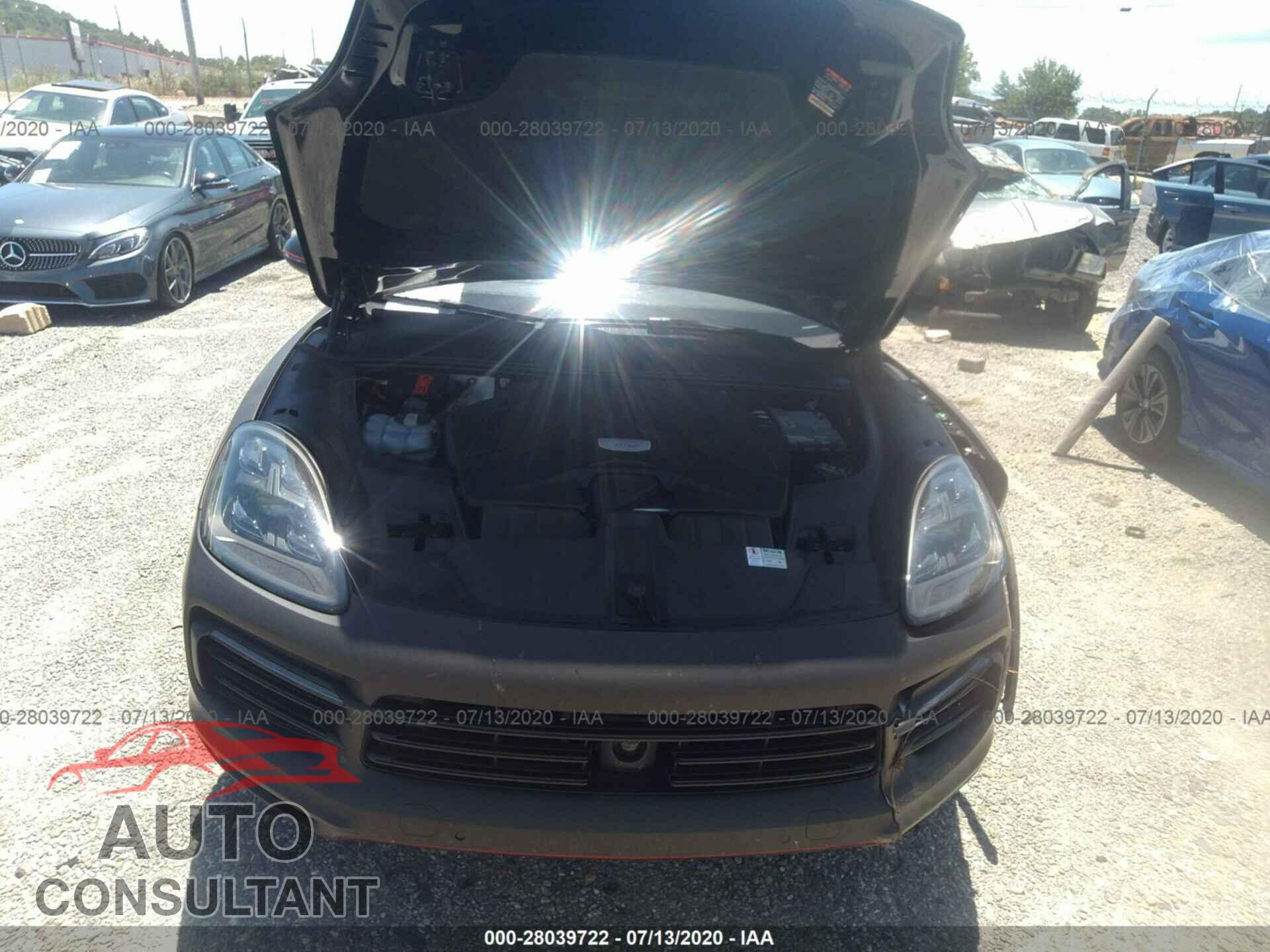 PORSCHE CAYENNE 2019 - WP1AA2AY9KDA01062
