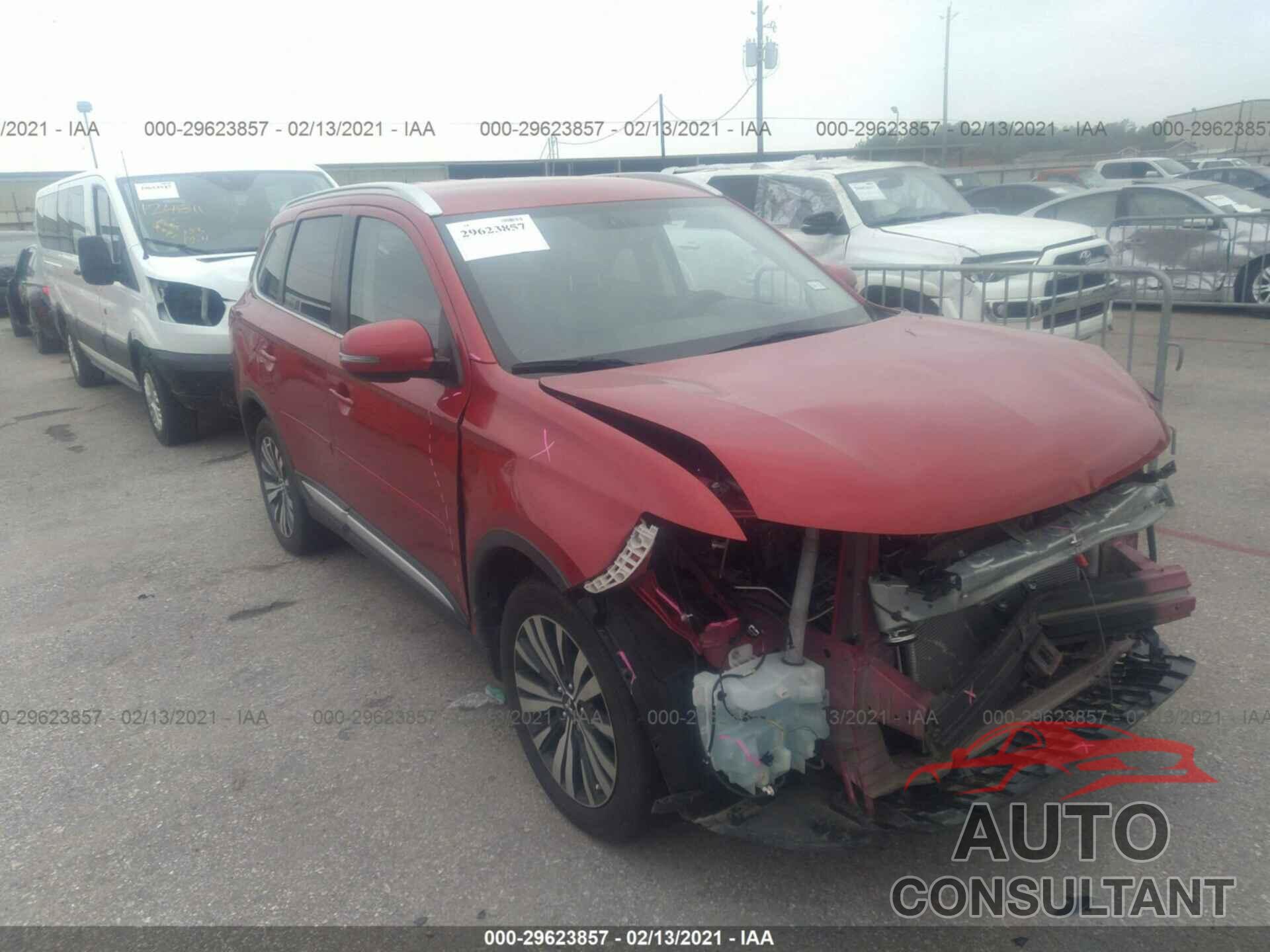 MITSUBISHI OUTLANDER 2019 - JA4AD3A35KZ006954