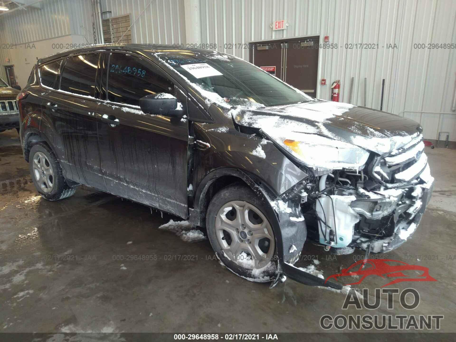 FORD ESCAPE 2017 - 1FMCU0F73HUD53337