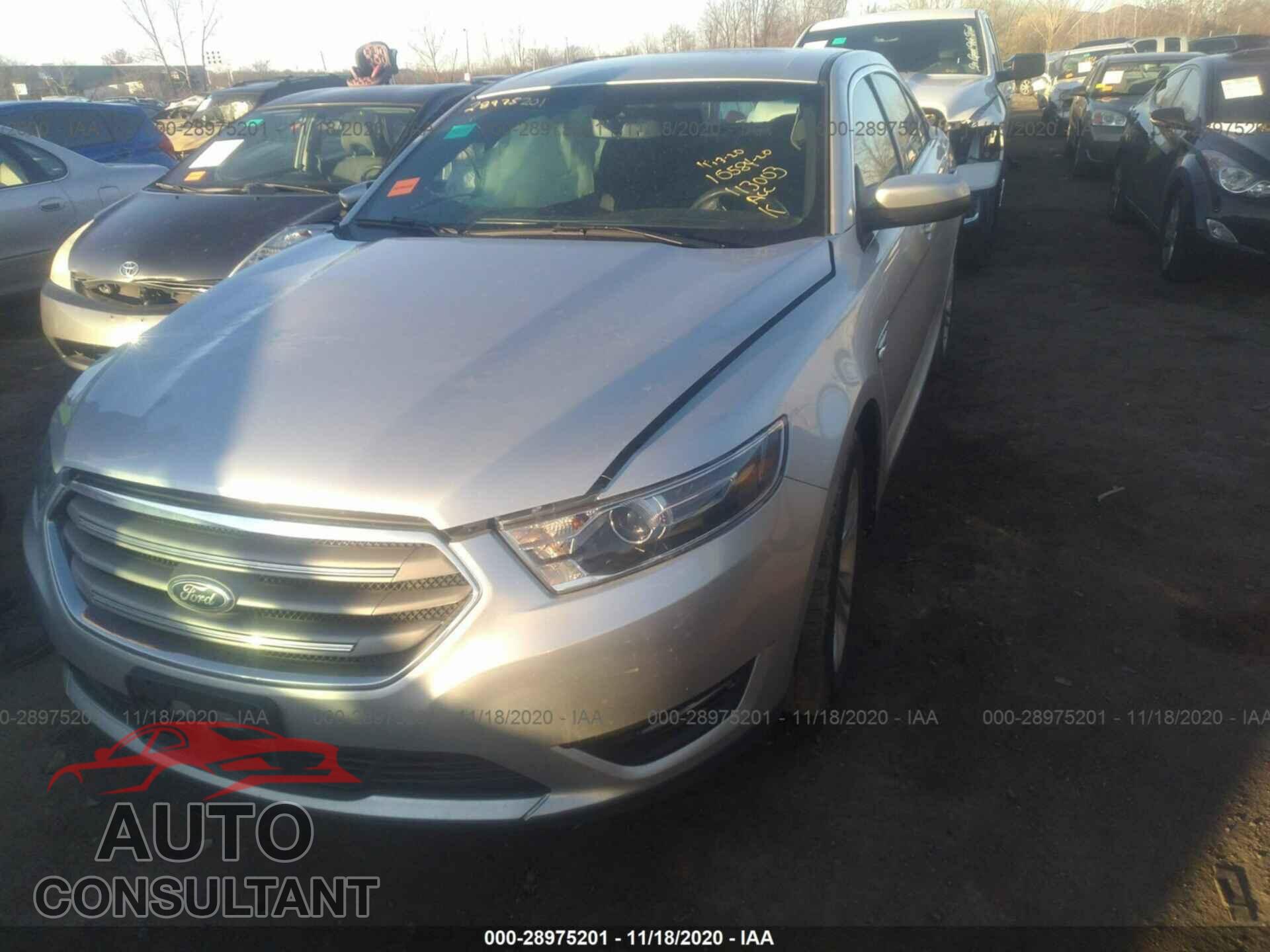 FORD TAURUS 2017 - 1FAHP2E88HG113003