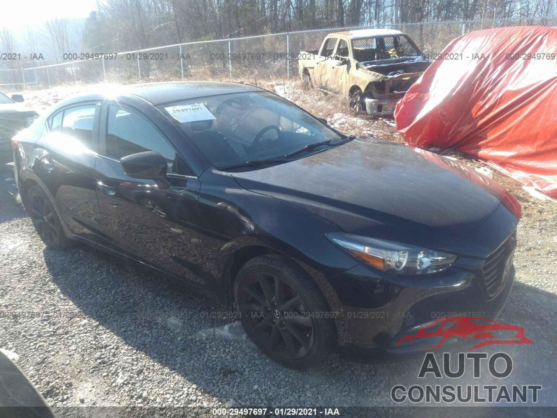 MAZDA MAZDA3 4-DOOR 2018 - 3MZBN1V30JM208667
