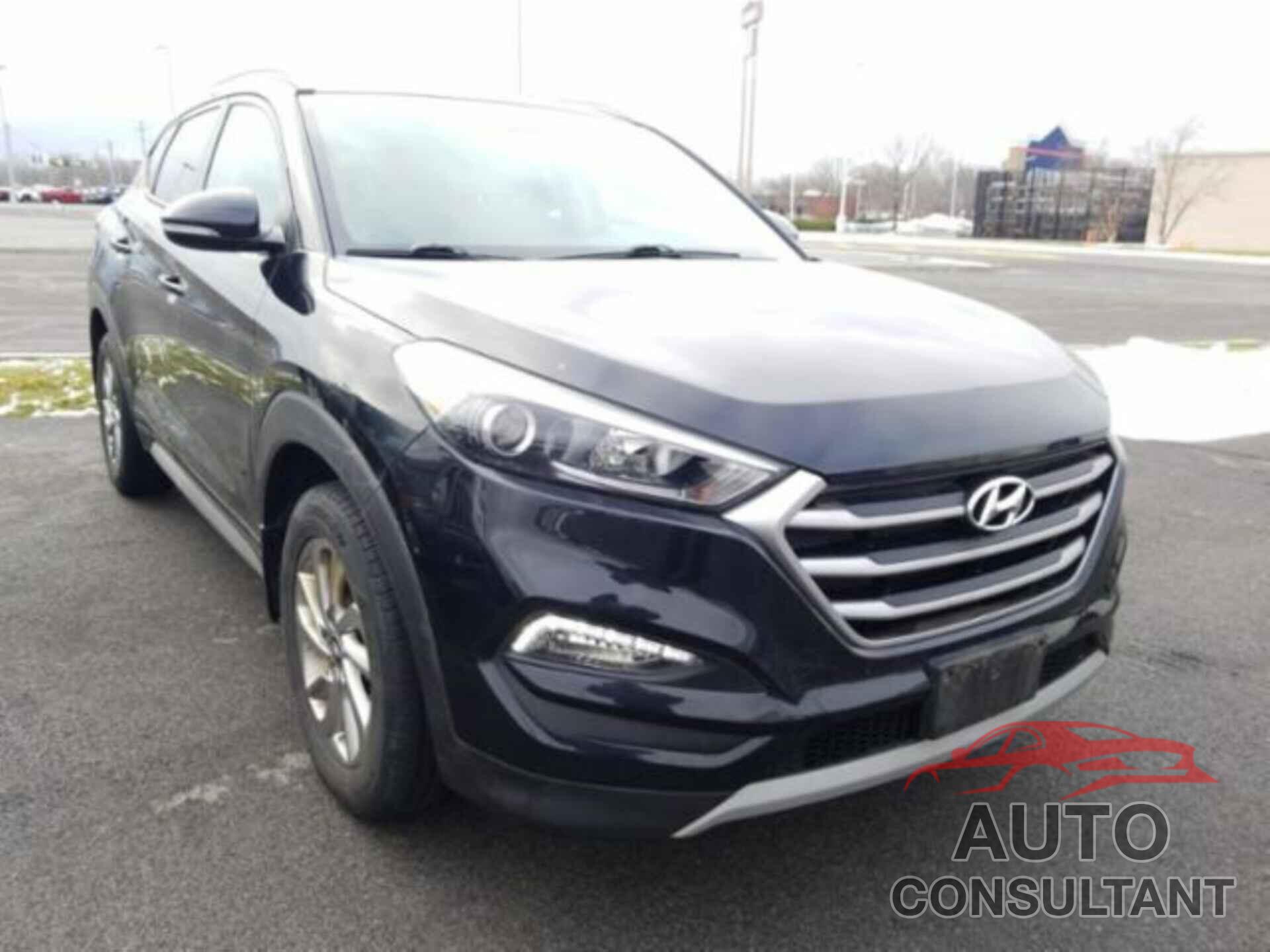 HYUNDAI TUCSON 2017 - KM8J3CA23HU351773