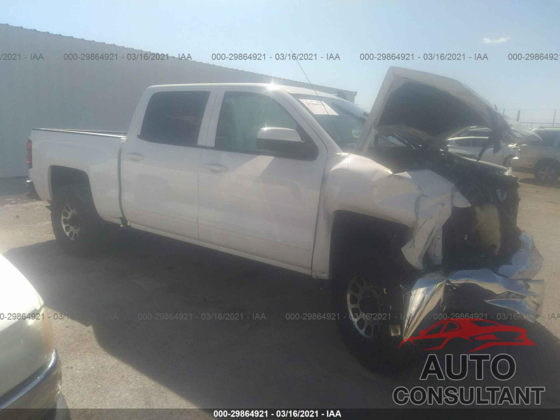 CHEVROLET SILVERADO 1500 2018 - 3GCUKREC7JG426865