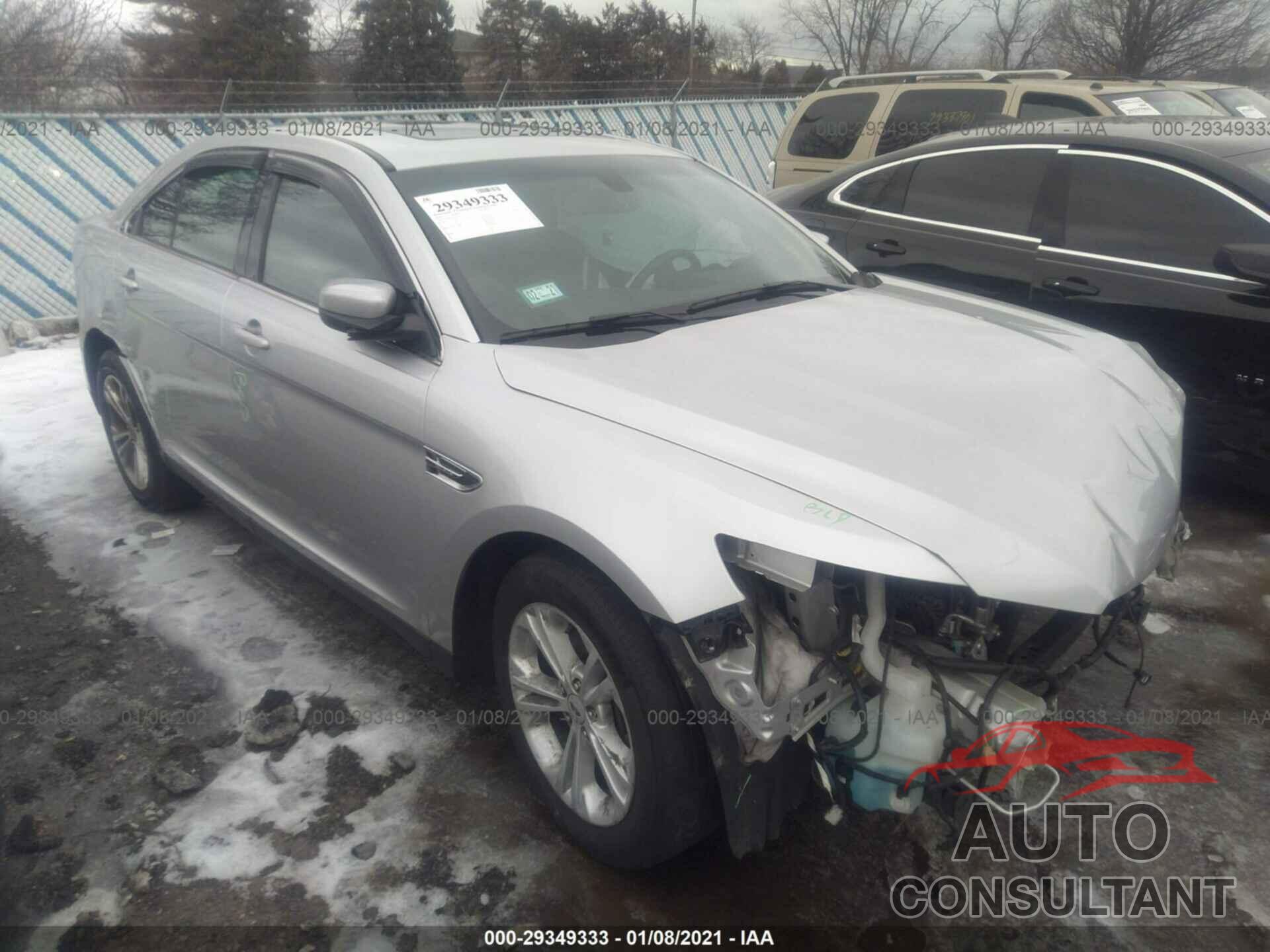 FORD TAURUS 2018 - 1FAHP2E85JG111215