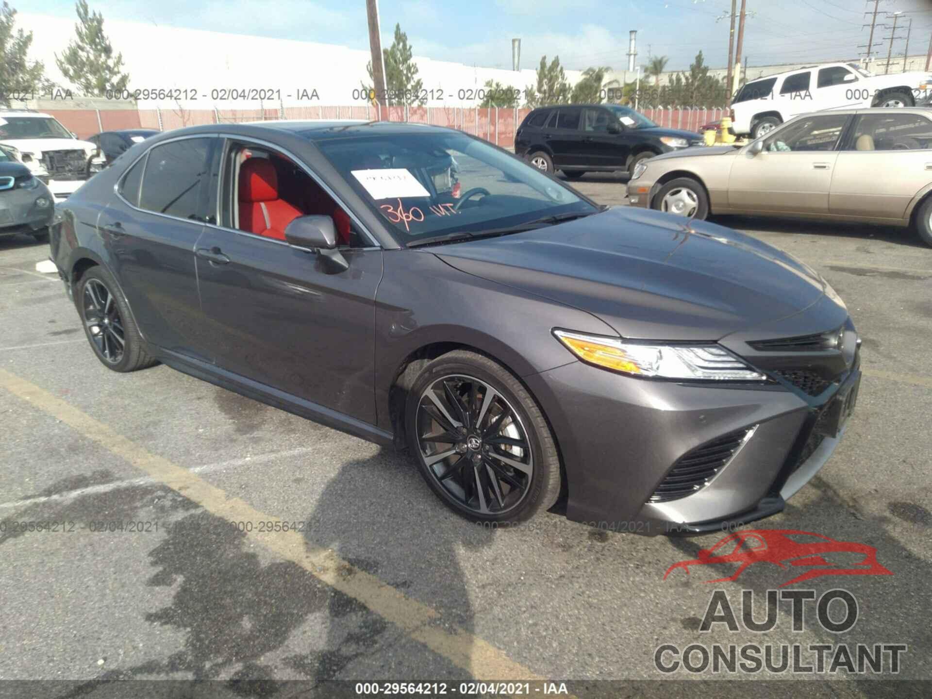 TOYOTA CAMRY 2020 - 4T1KZ1AK3LU036133