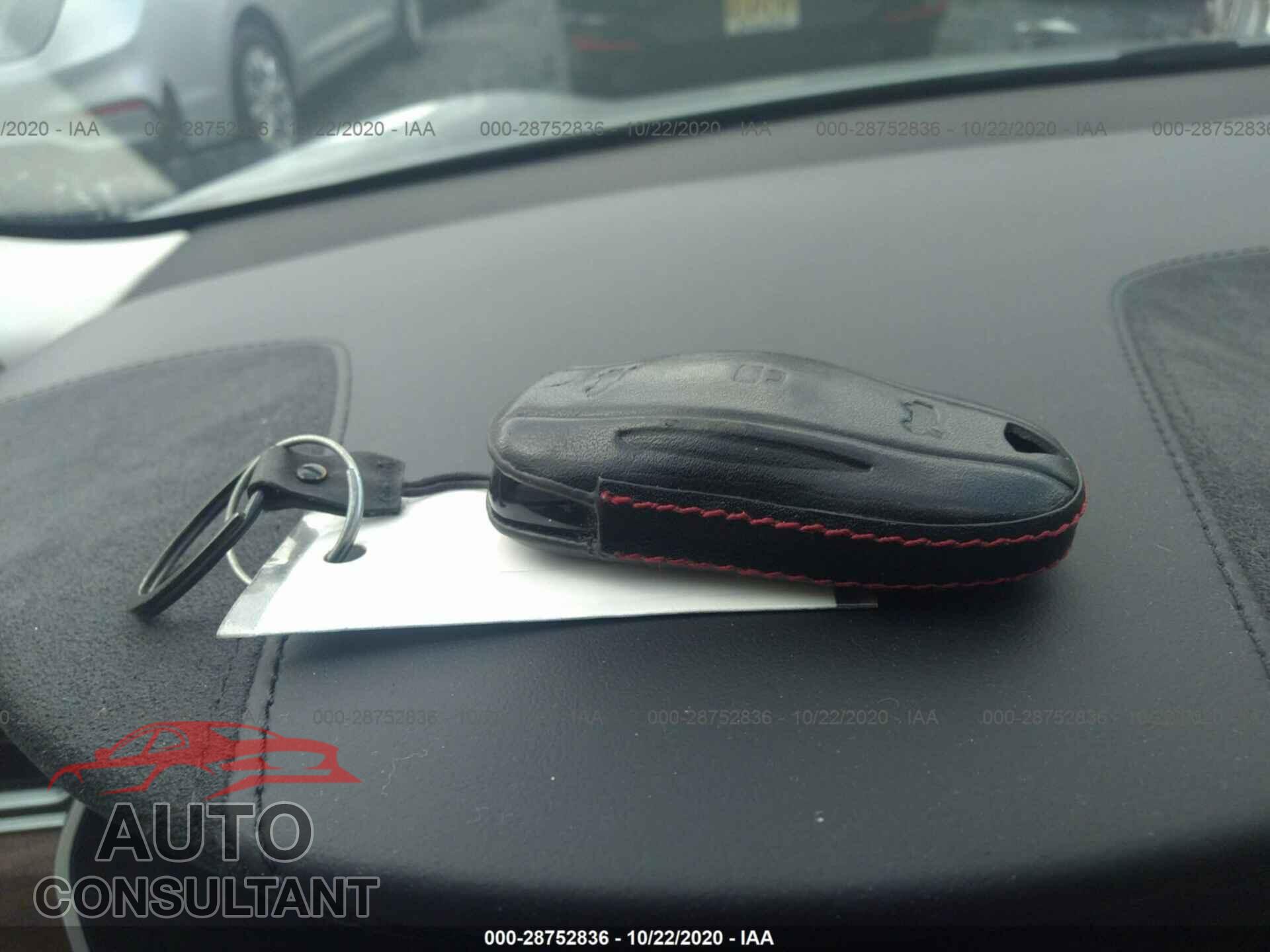 TESLA MODEL S 2017 - 5YJSA1E20HF204798