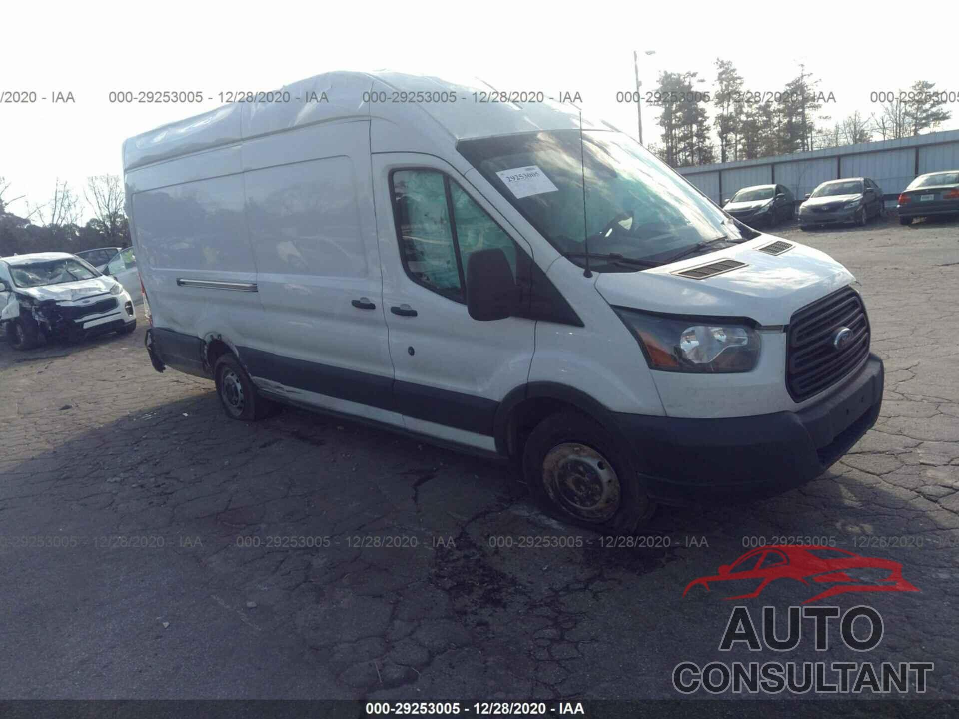 FORD TRANSIT VAN 2018 - 1FTYR3XM7JKA20285