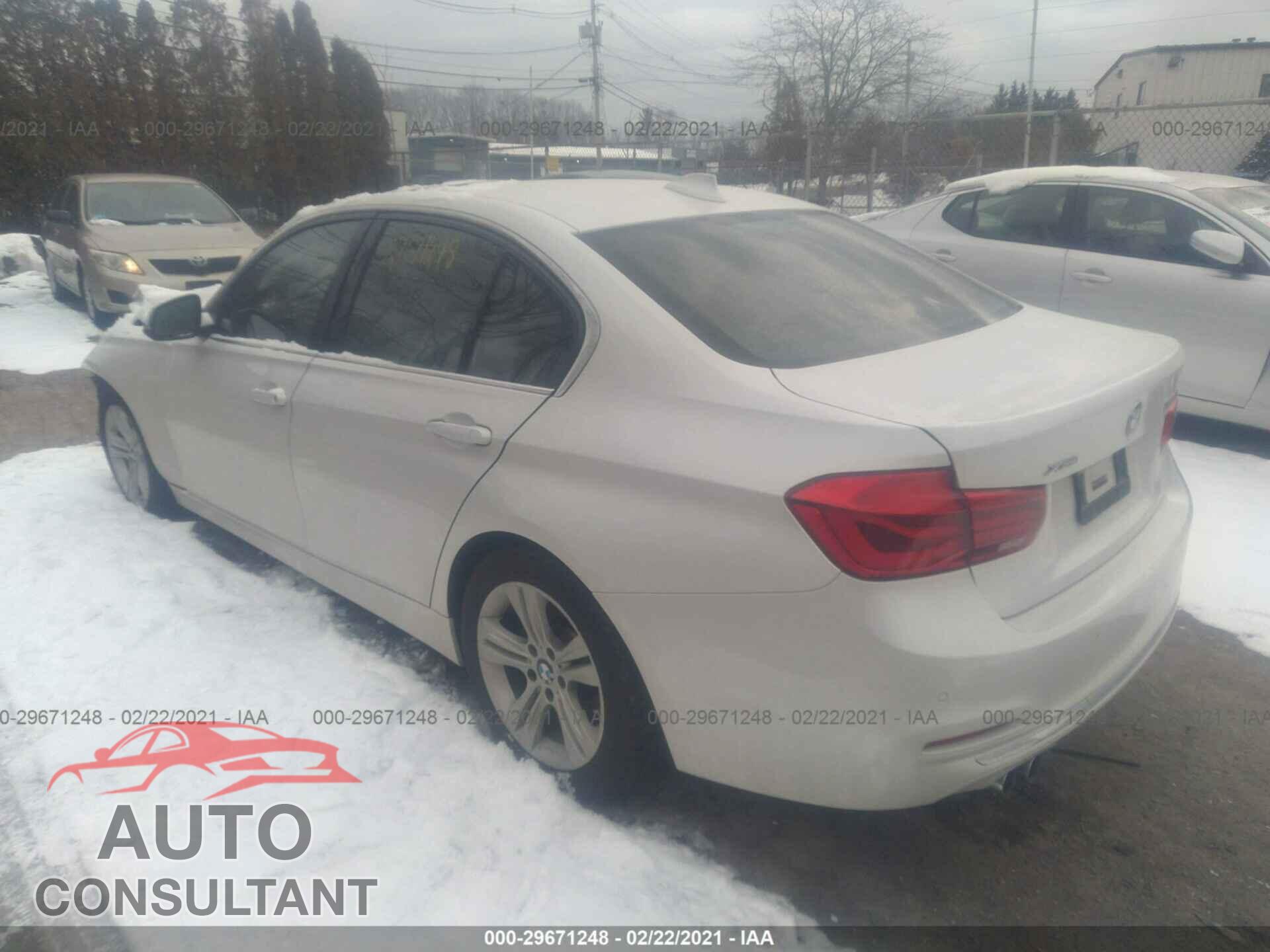 BMW 3 SERIES 2016 - WBA8E3G53GNU00832