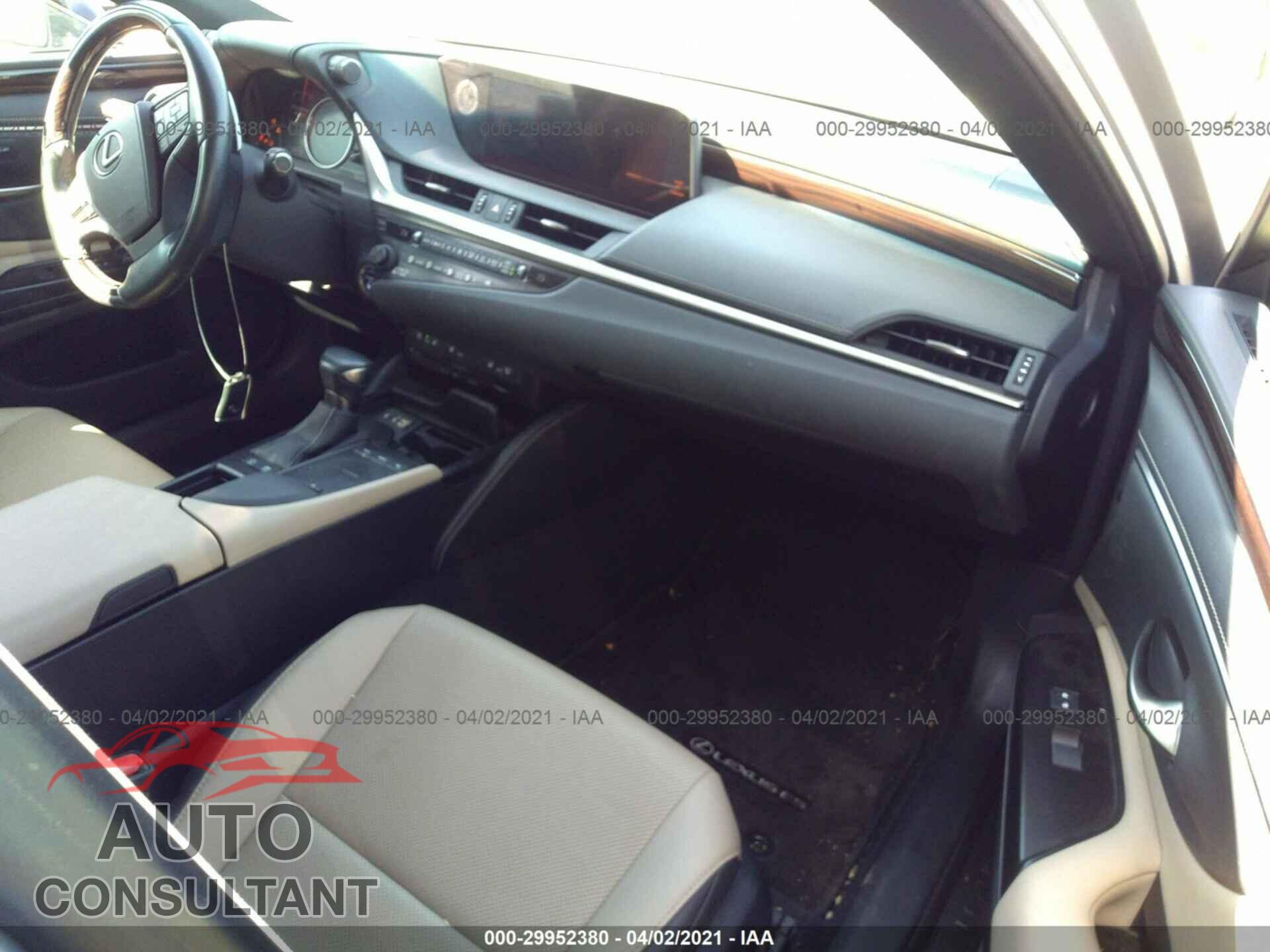 LEXUS ES 2019 - JTHB21B13K2007447