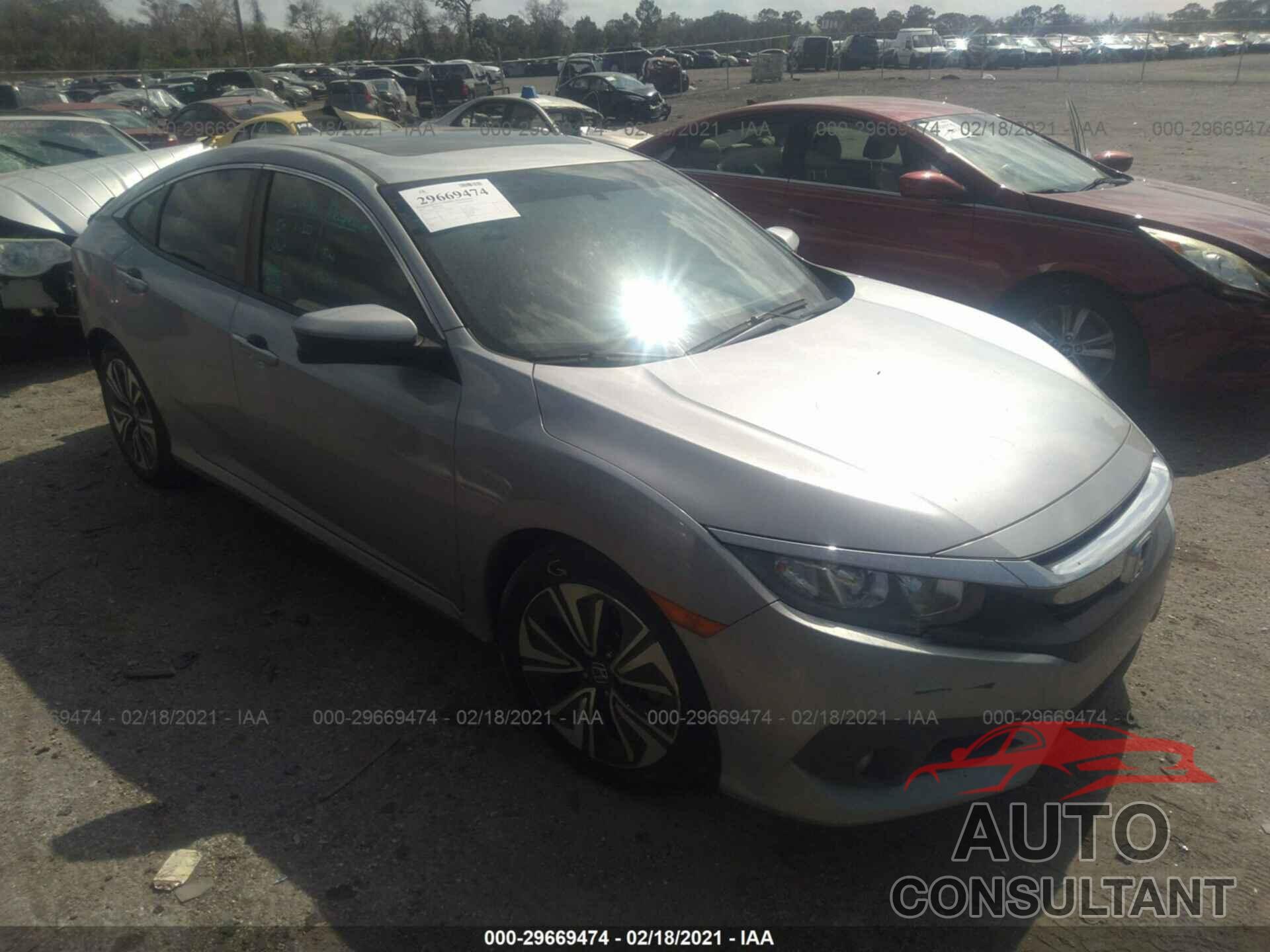 HONDA CIVIC SEDAN 2018 - JHMFC1F30JX042913