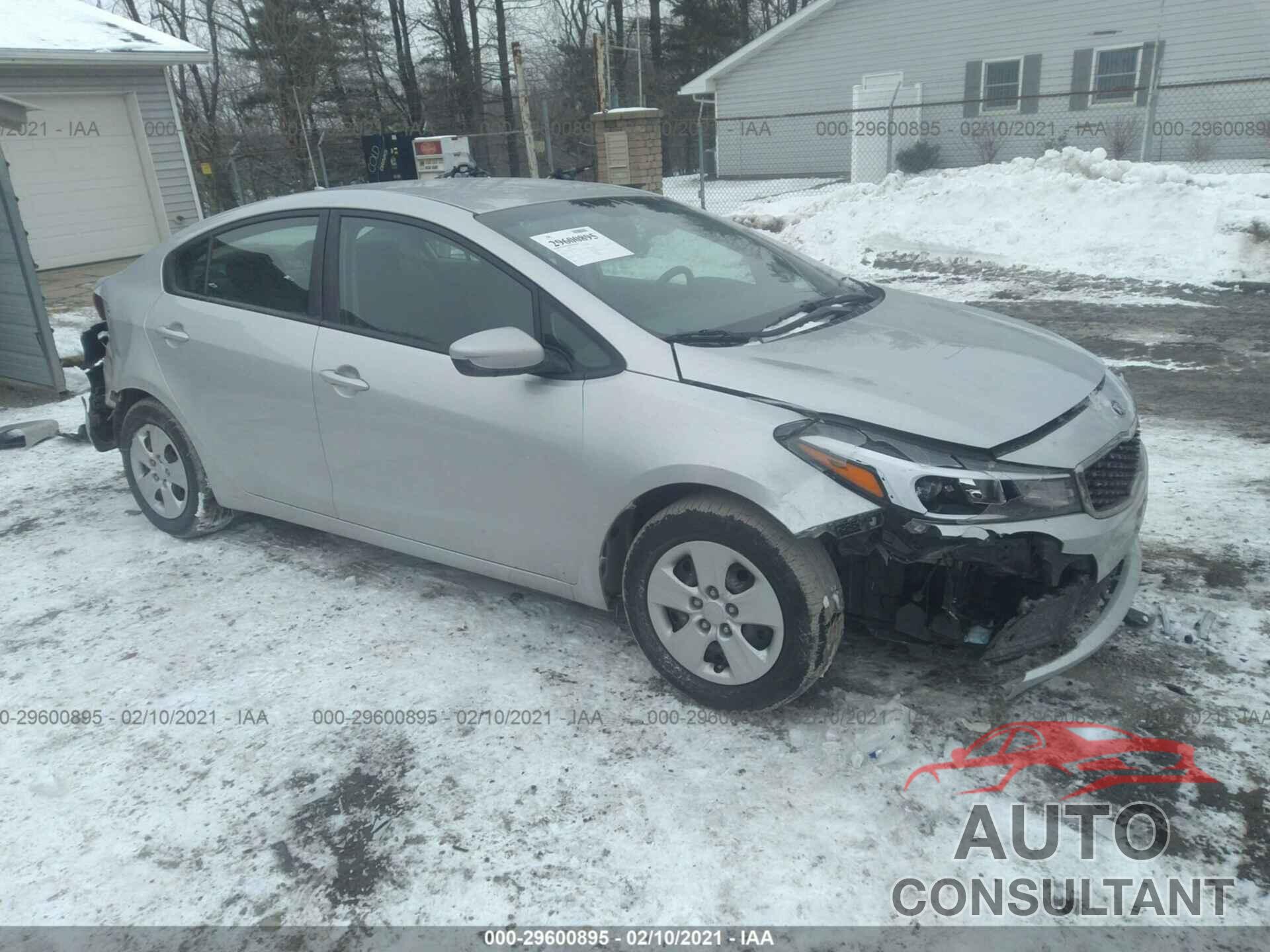 KIA FORTE 2017 - 3KPFK4A75HE040858